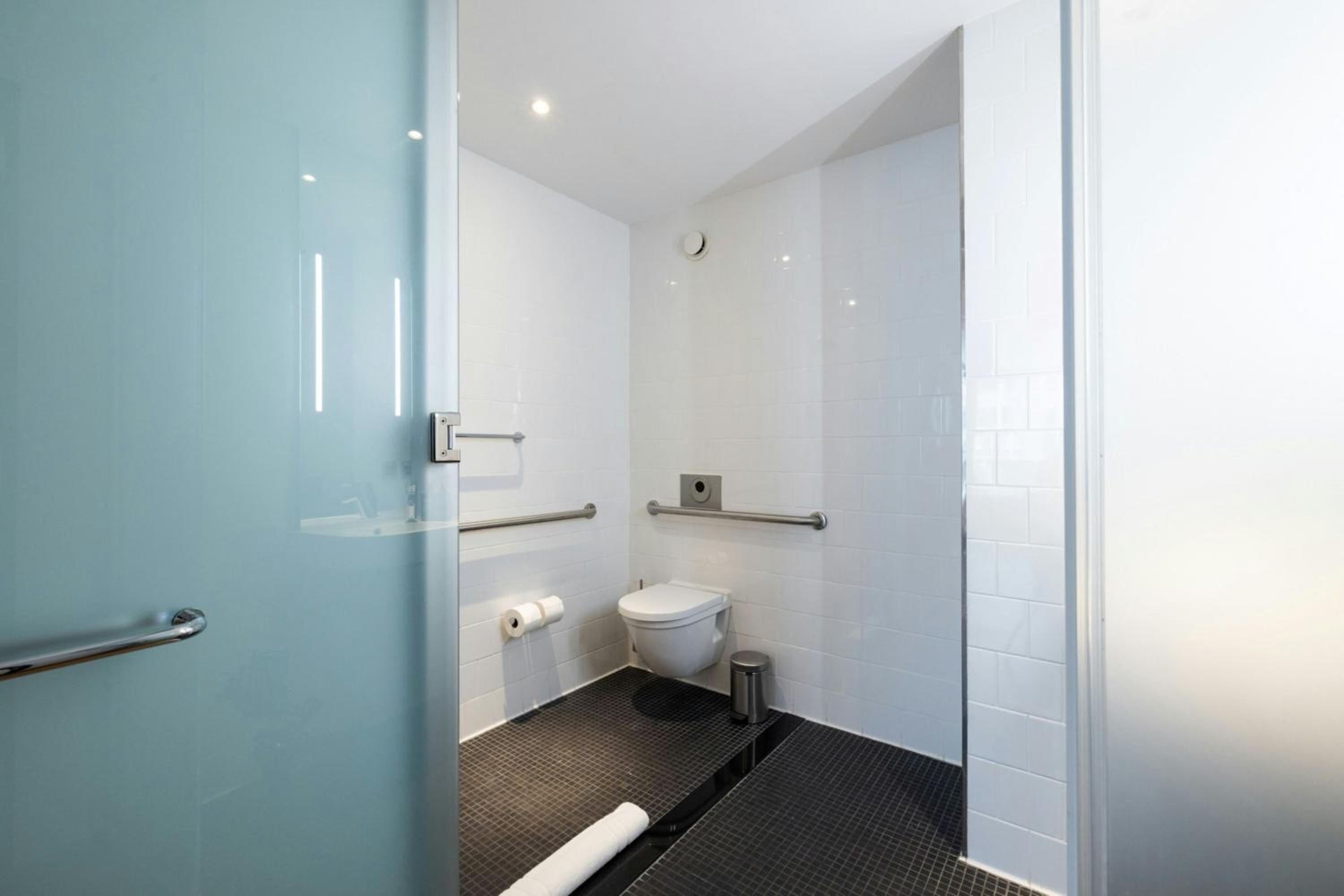 King Room - Accessible