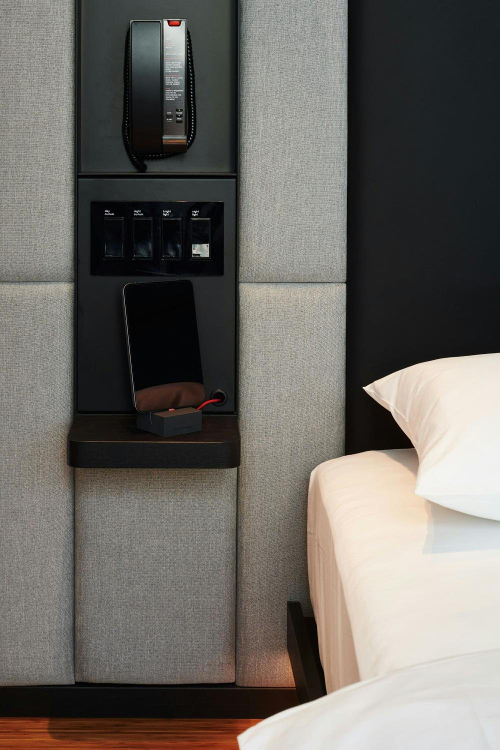 King Room - Accessible - Photo 2