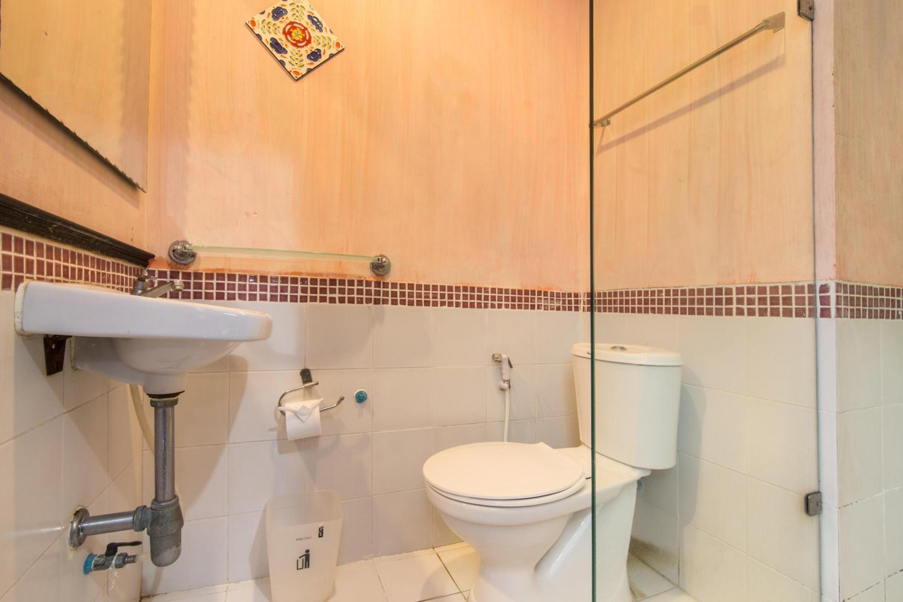 Standard Double Or Twin Room With Balcony - Photo 7