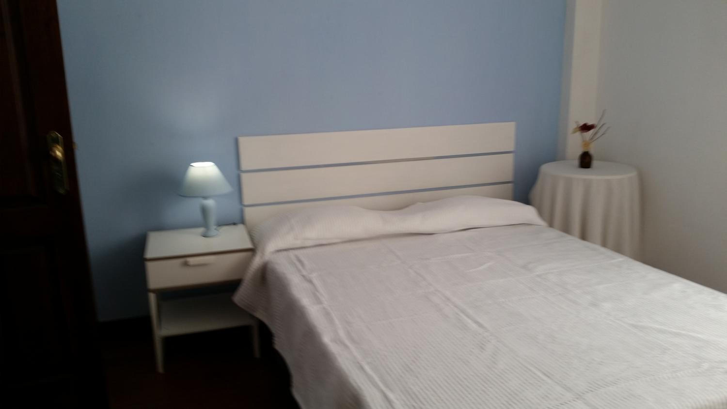 Double Room - Photo 5