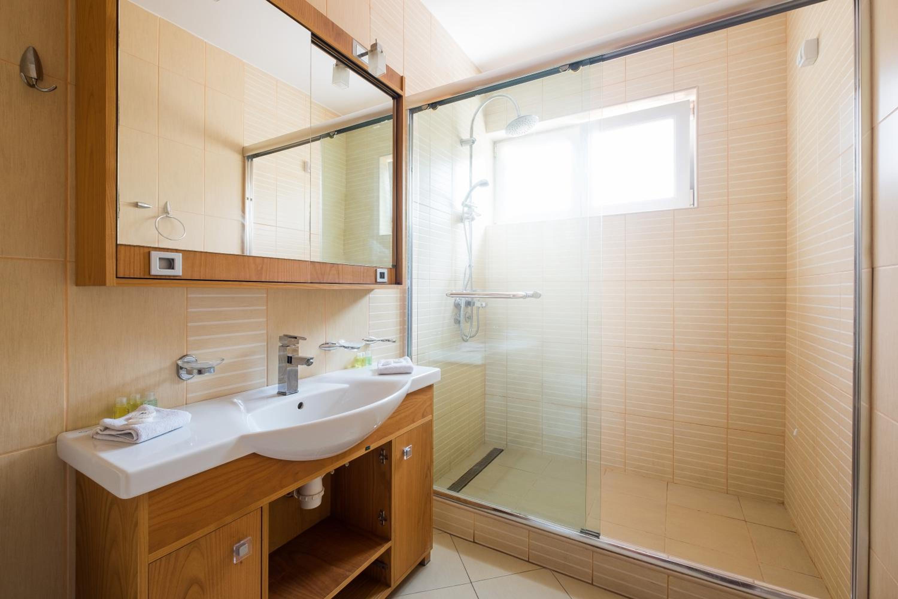 Two-Bedroom Suite photo 2