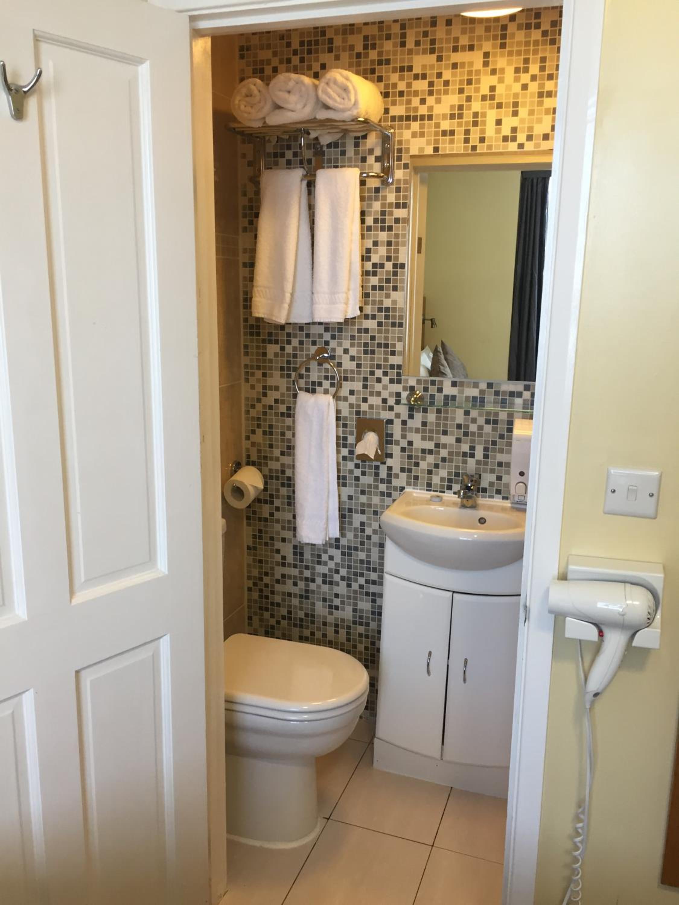 Single Room photo 2