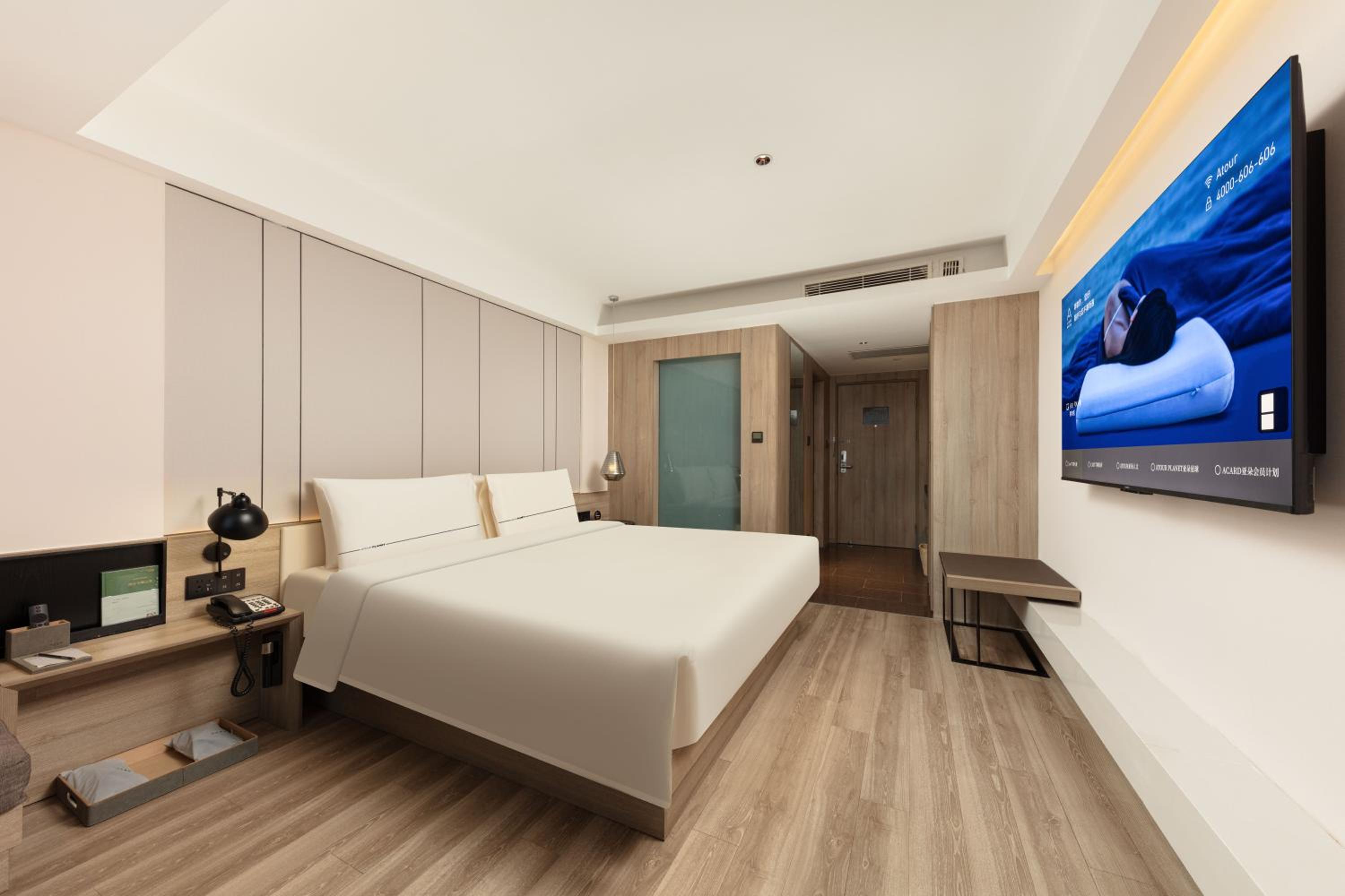 Executive King Room
