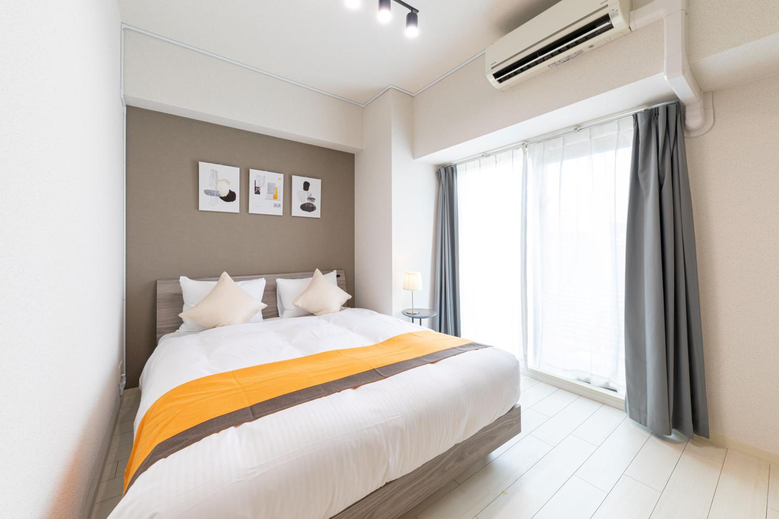 Deluxe Family Room with Balcony