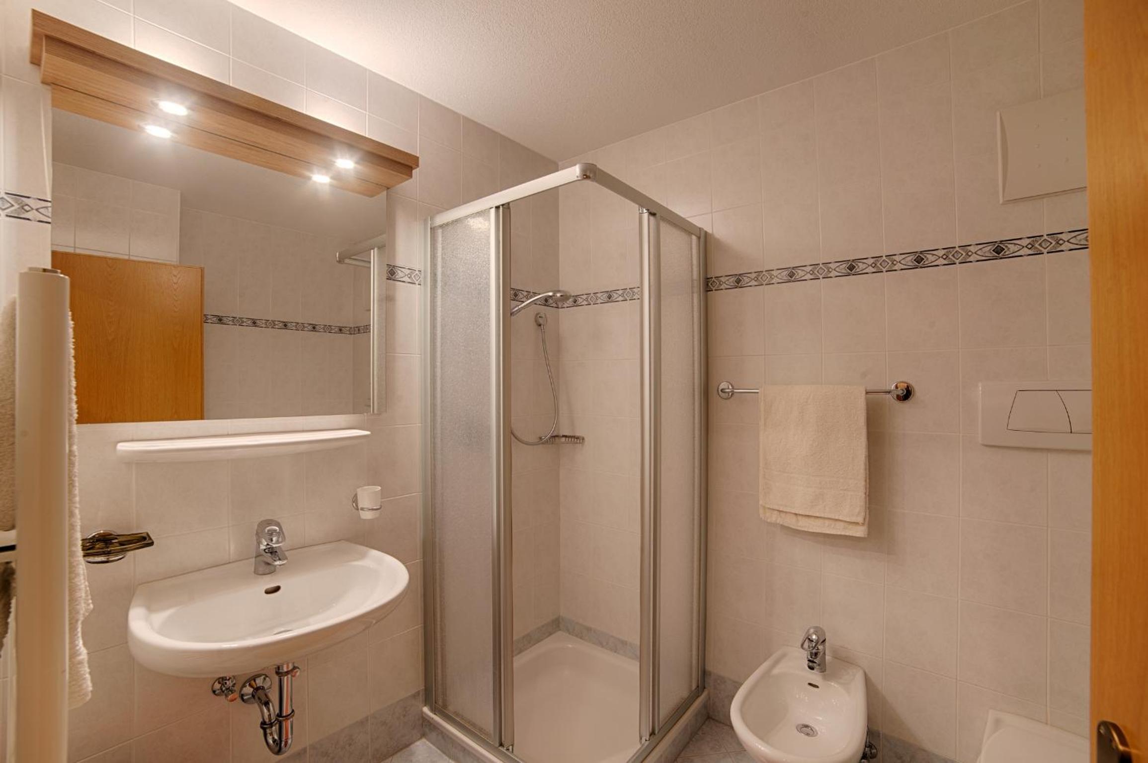 Double Room with Balcony photo 2