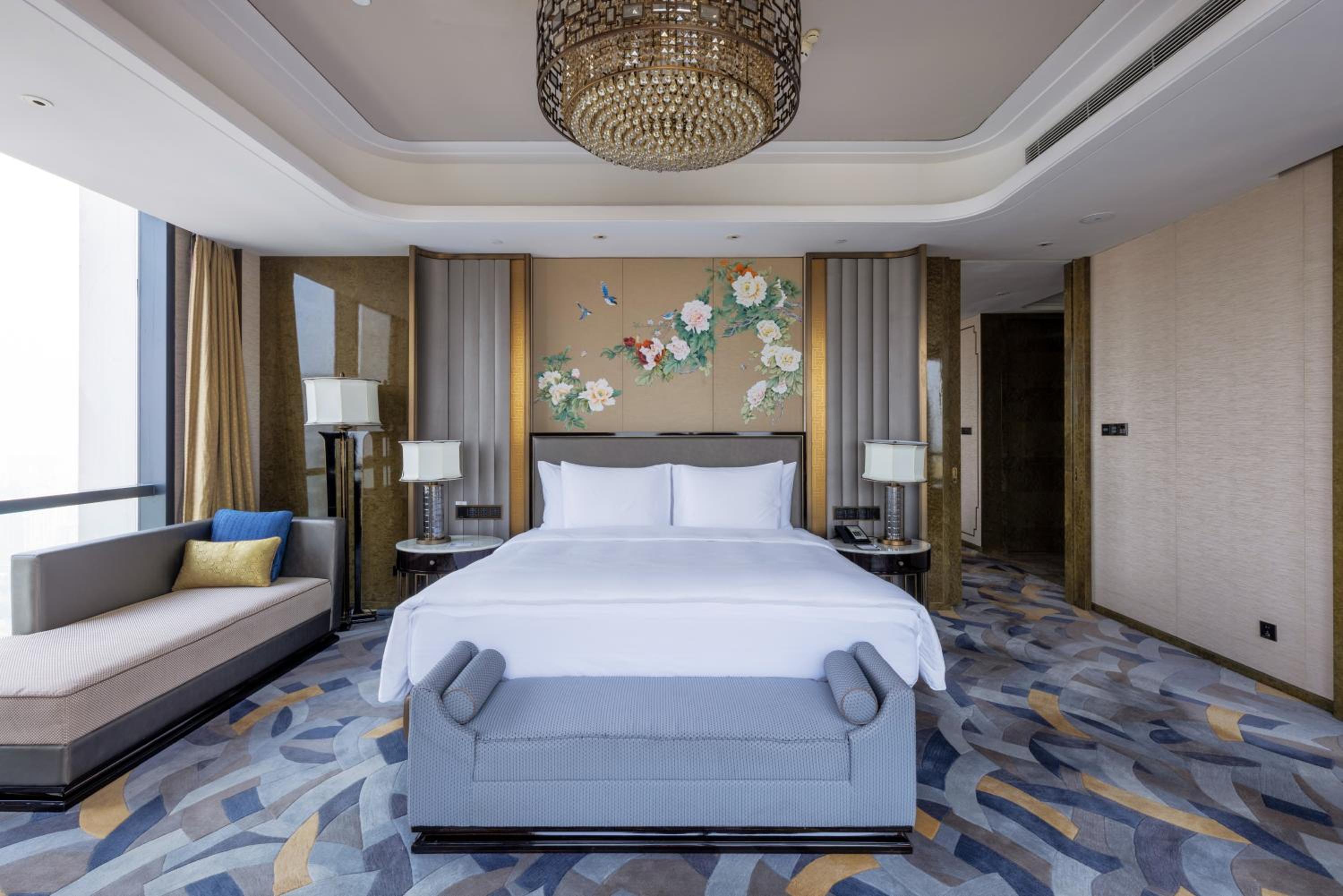 Suite with City View
