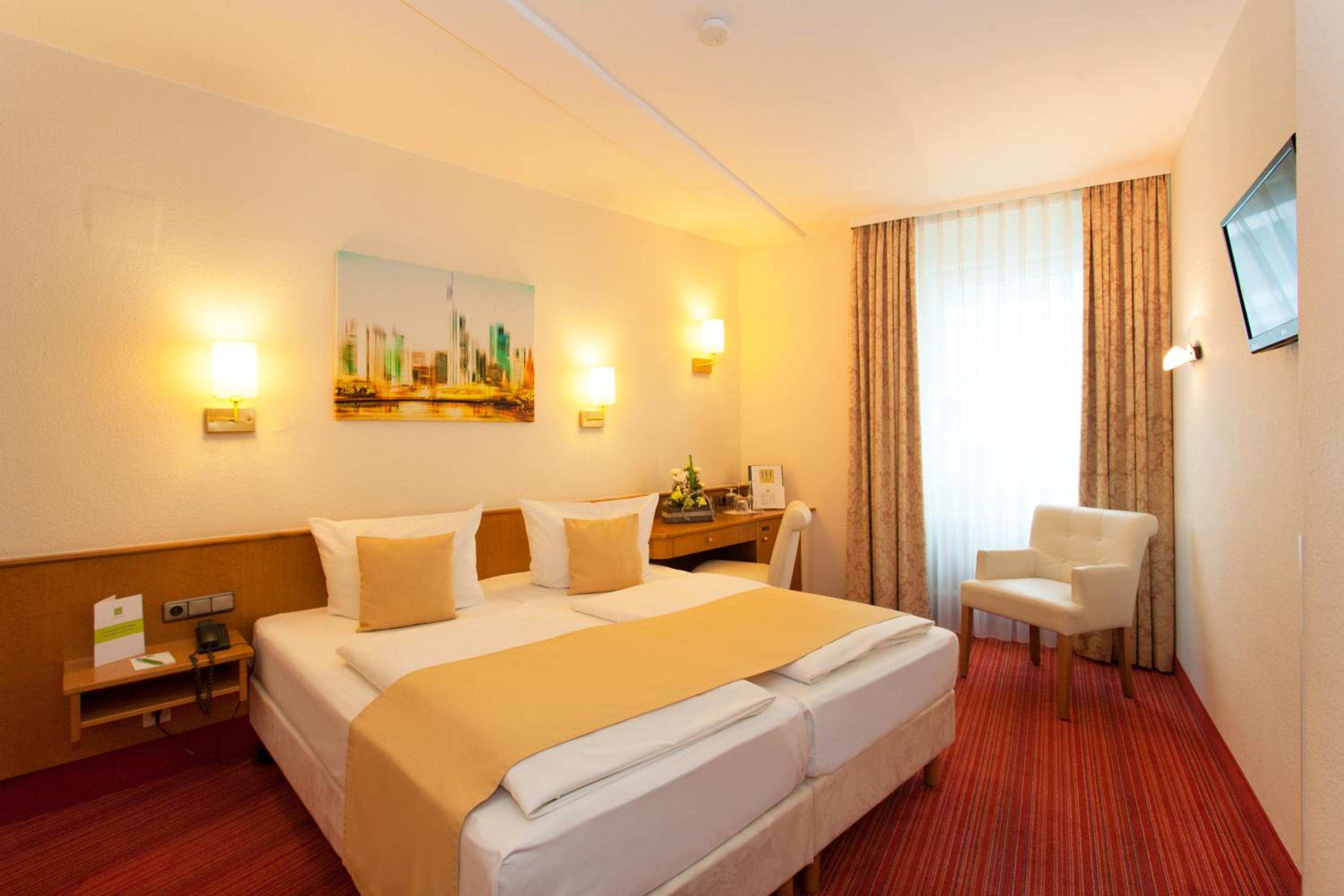 Standard Double Room - Photo 6
