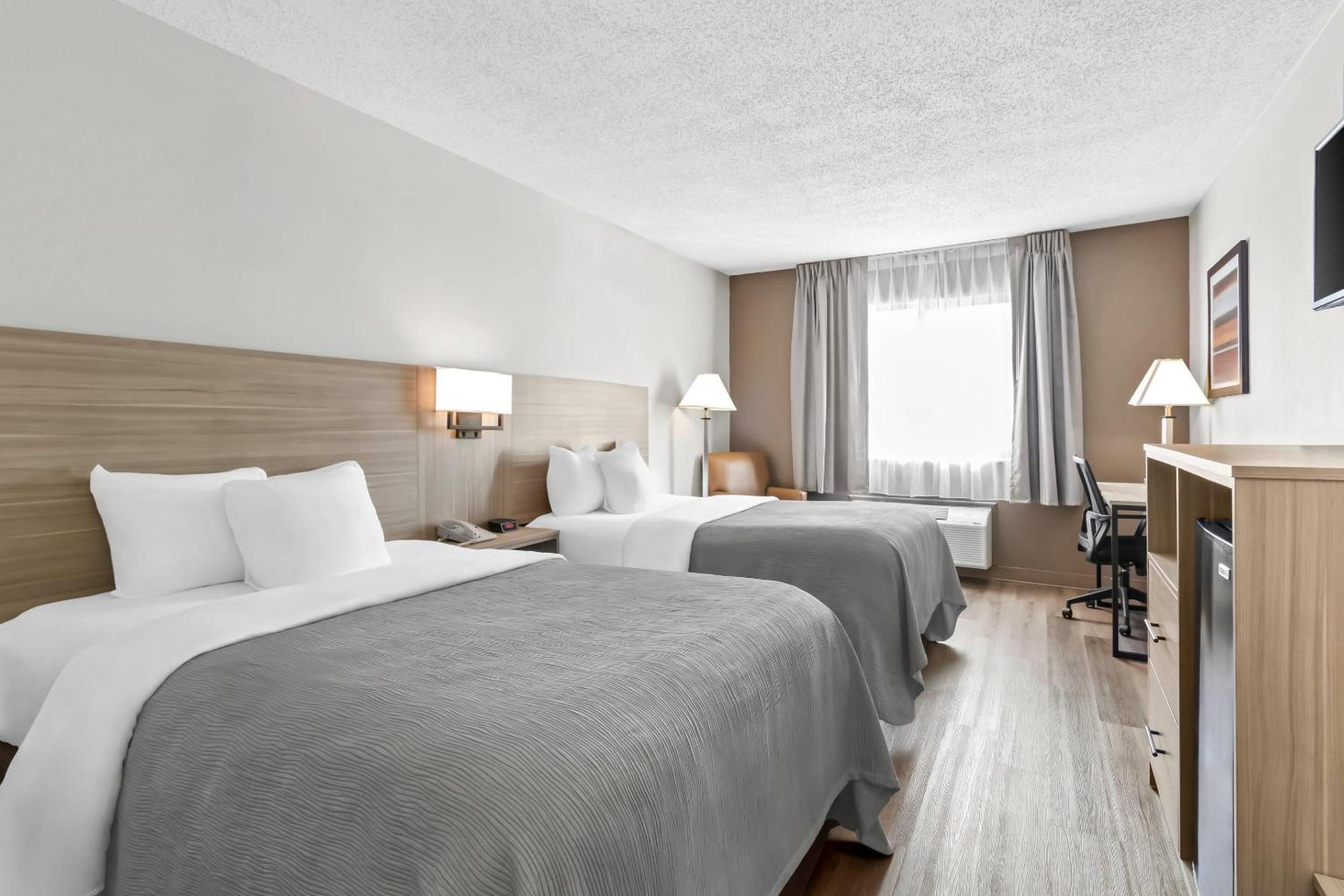 Double Room - Accessible/Non-Smoking - Photo 2