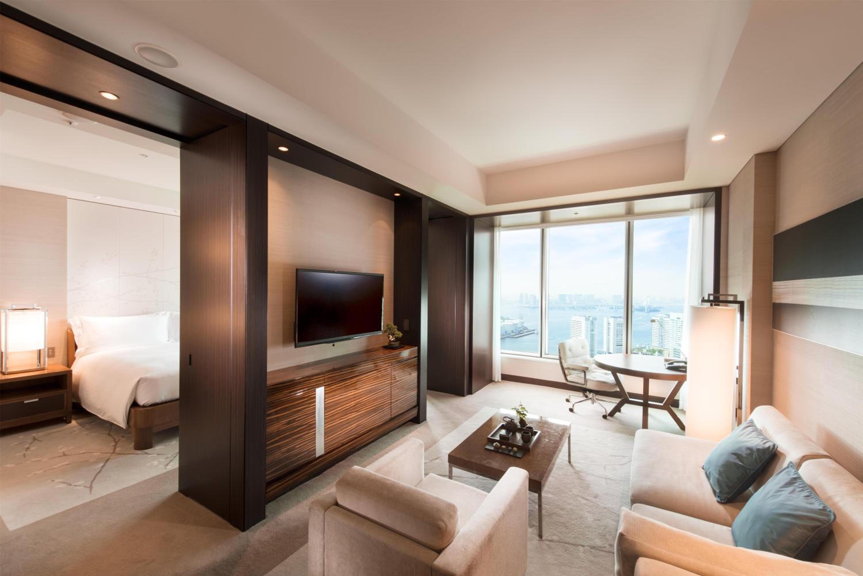 City King Suite