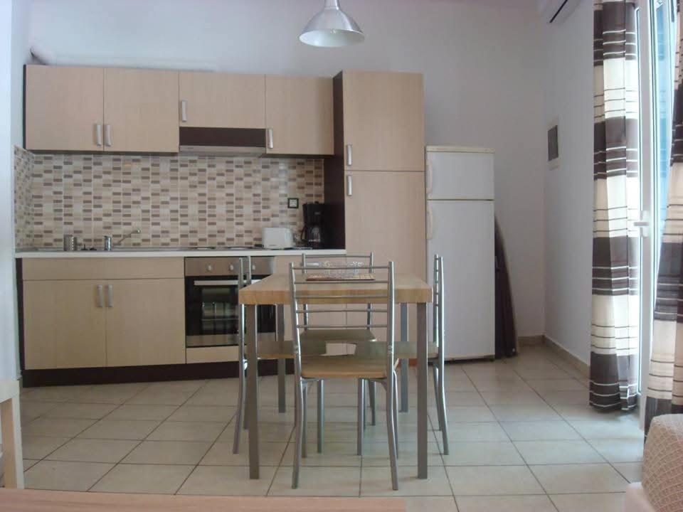 Apartment - Photo 5