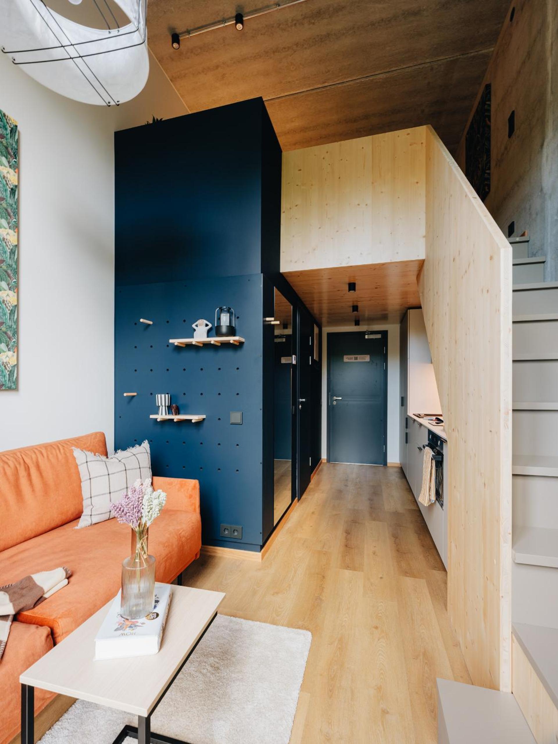 Studio - Split Level