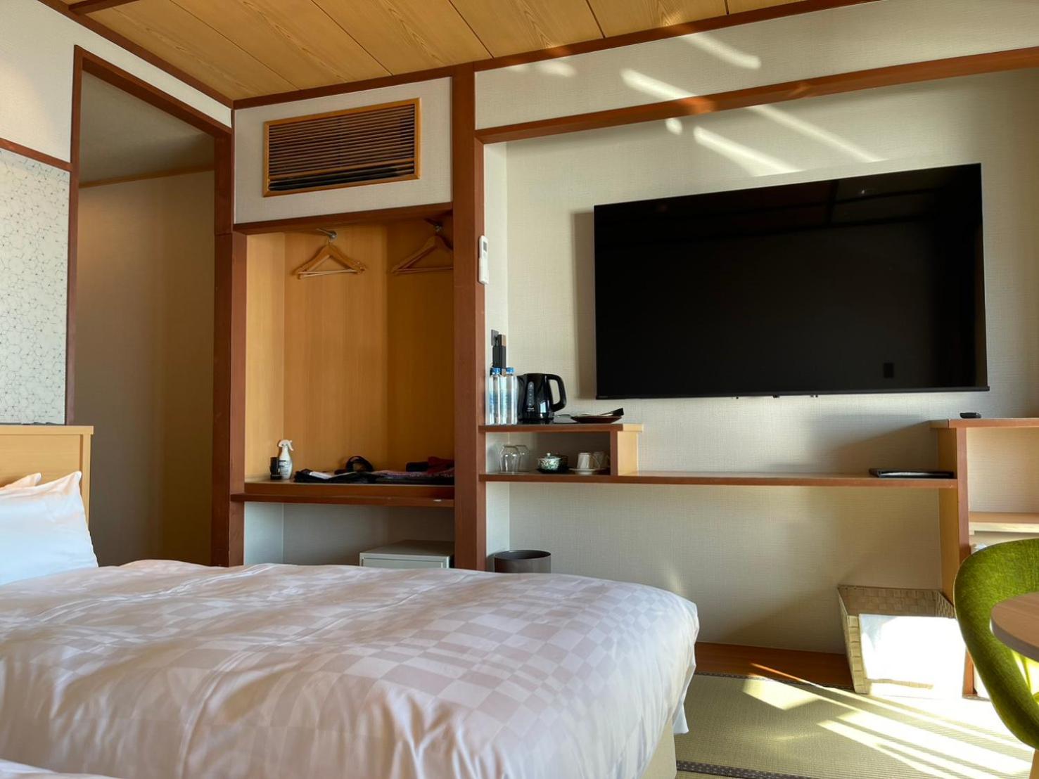 Standard Twin Room with Sea View