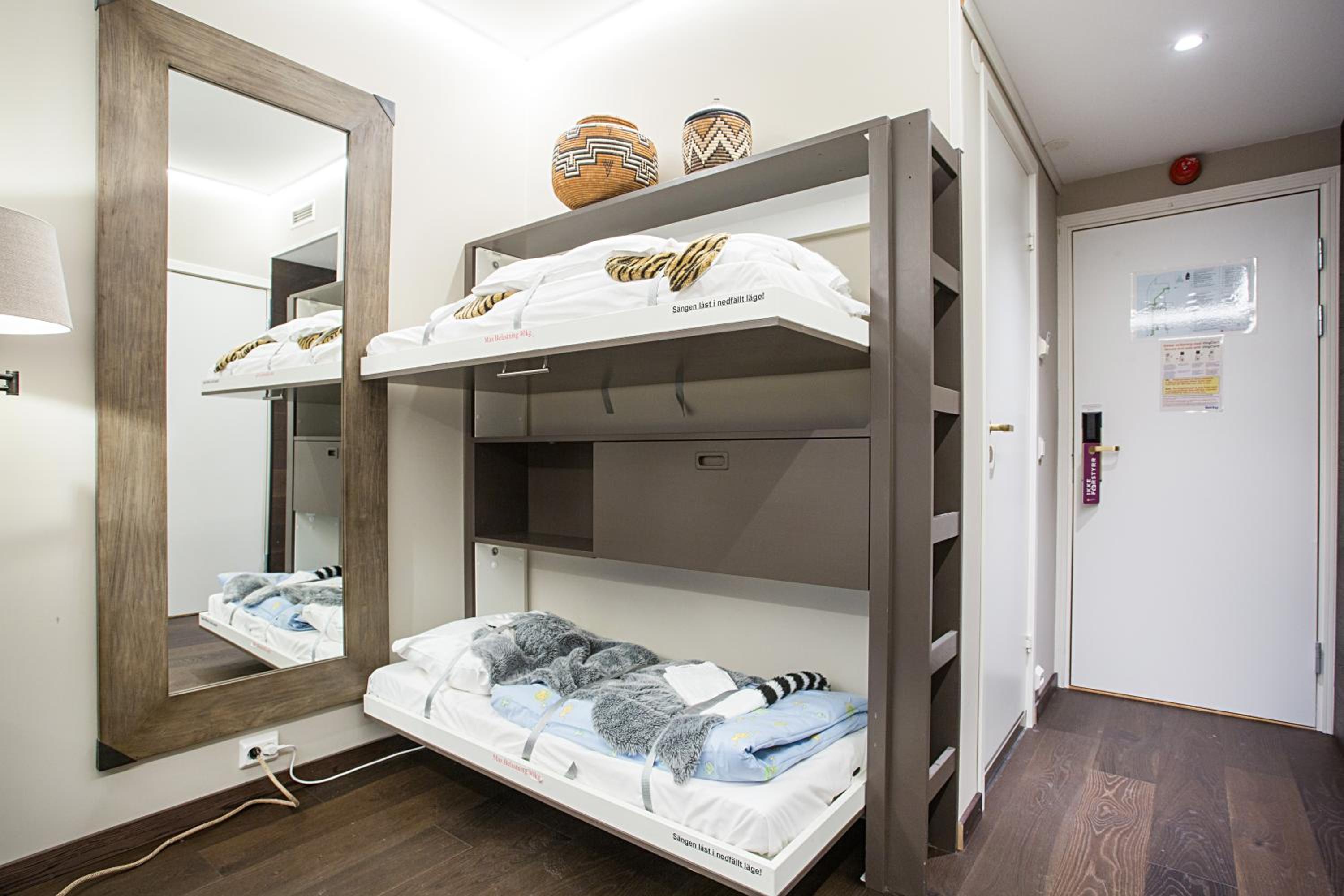 Economy Double Room photo 3
