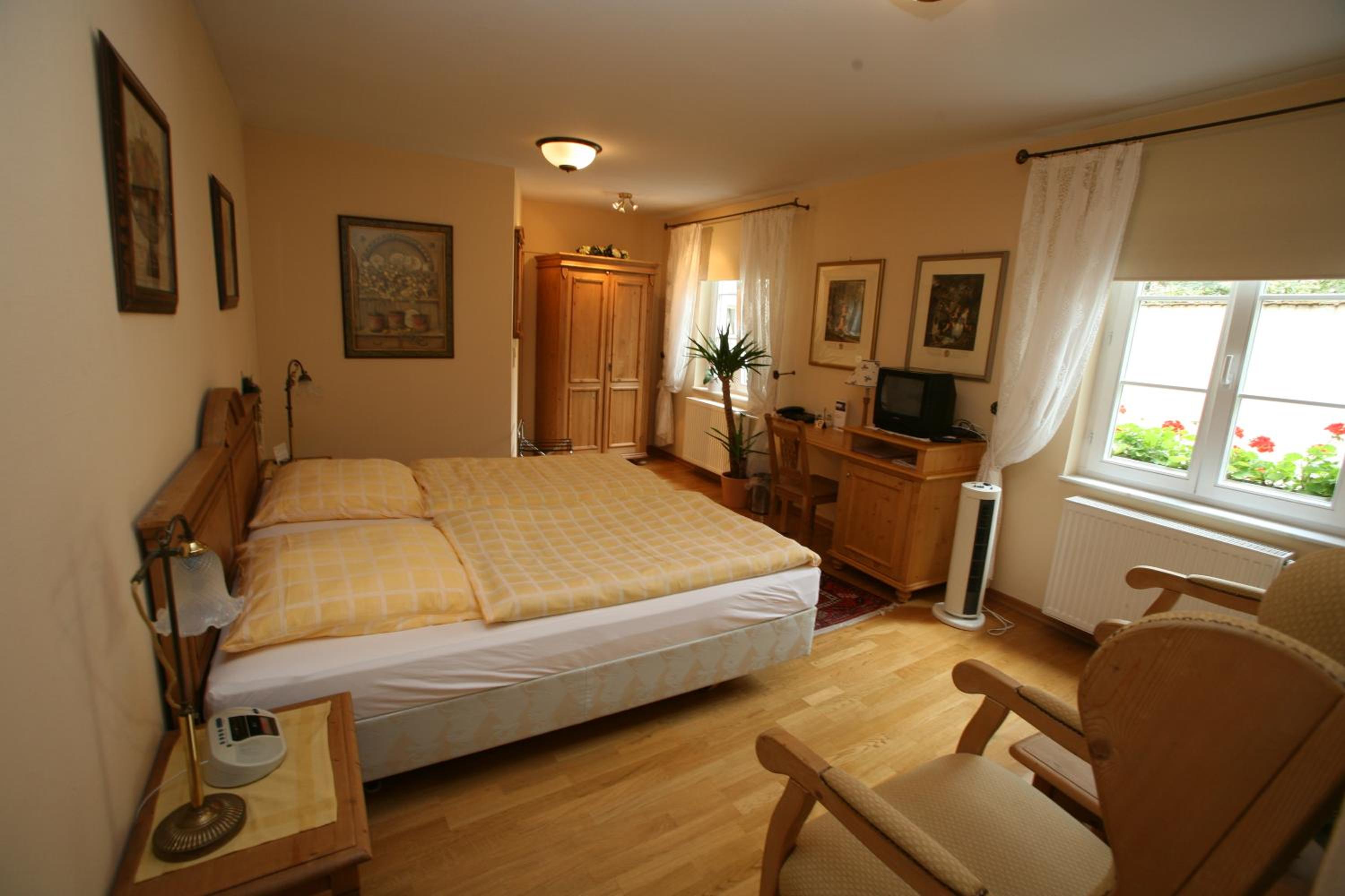 Deluxe Twin Room - Photo 5