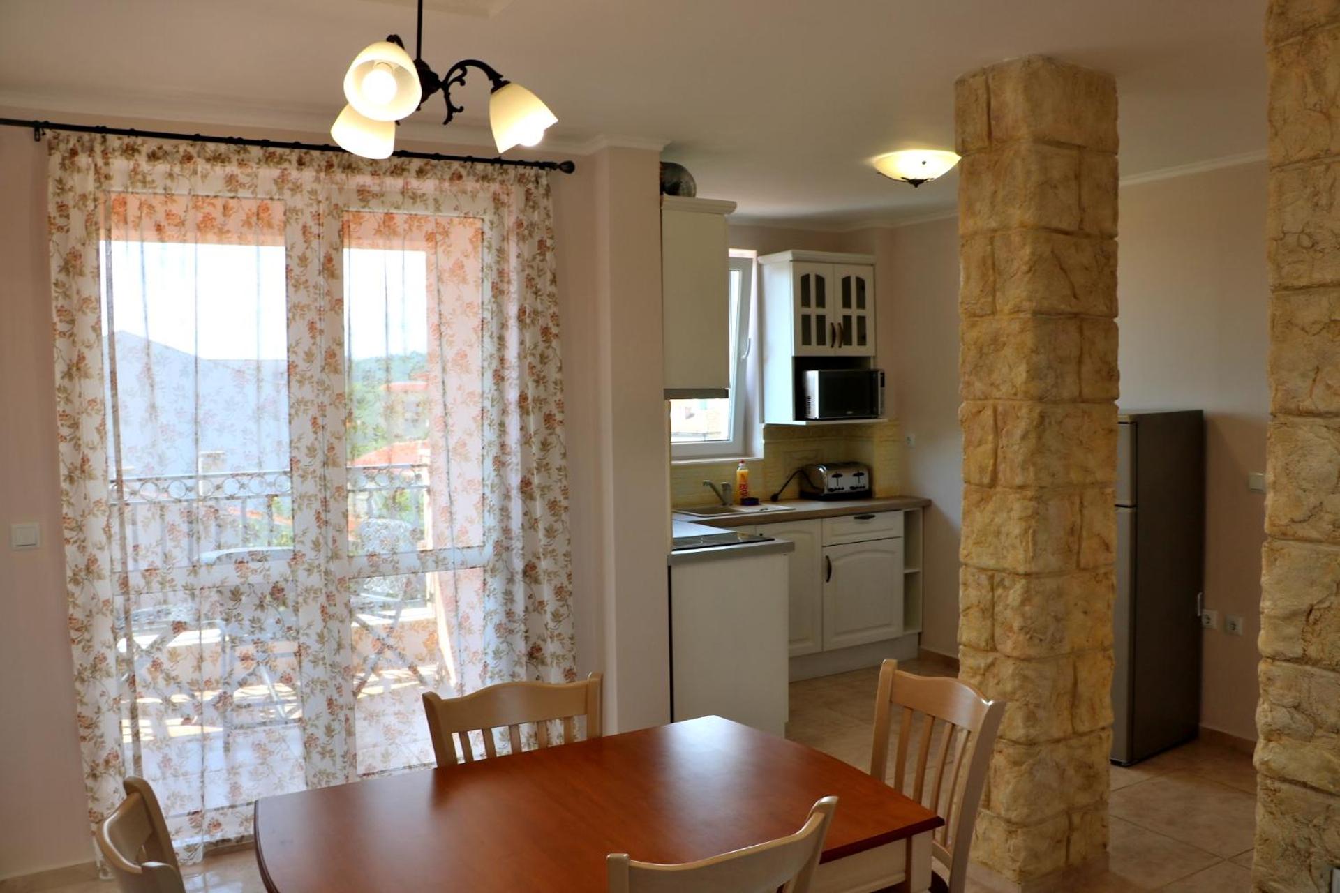 Two-Bedroom Deluxe Apartment with Balcony