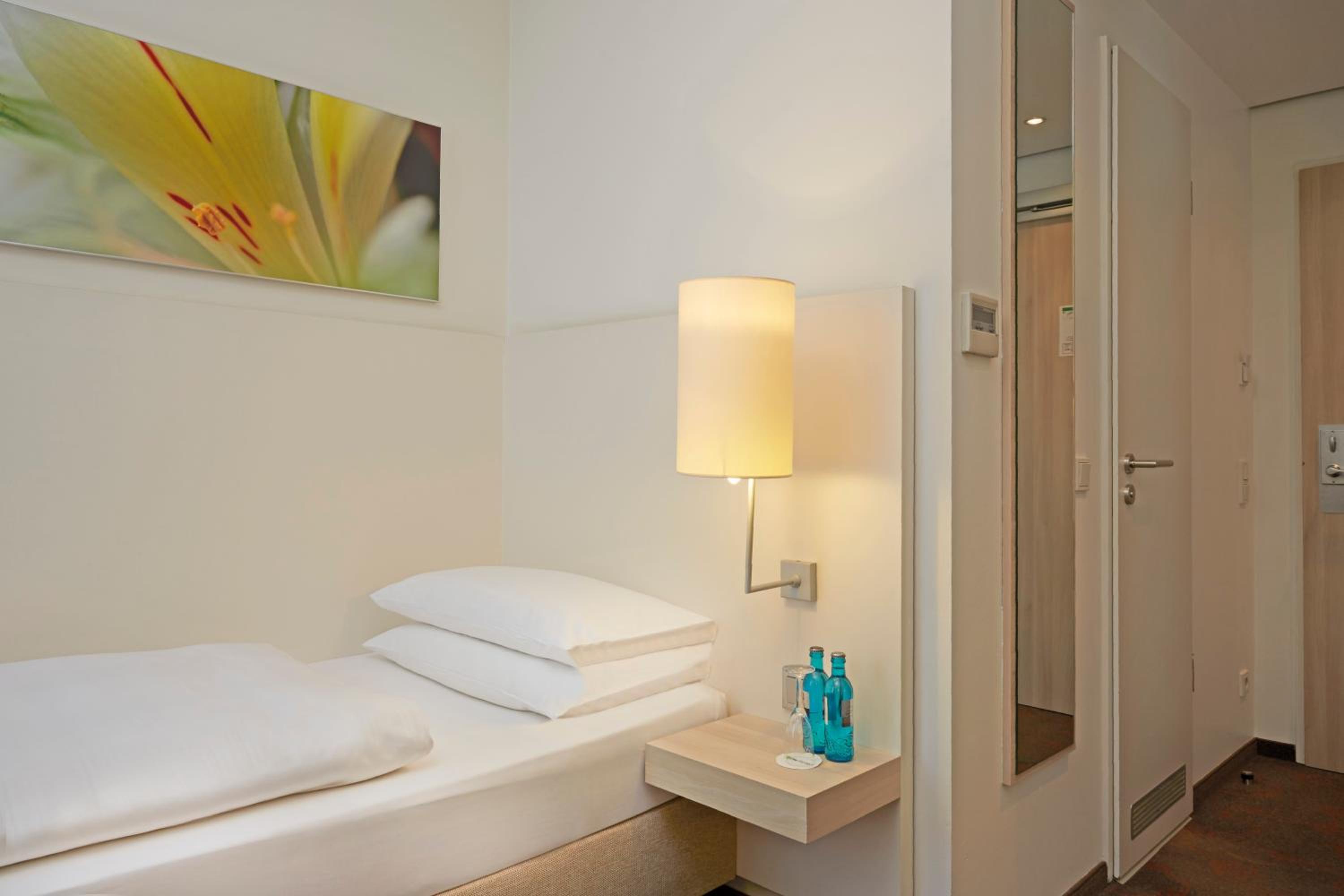 Comfort Single Room