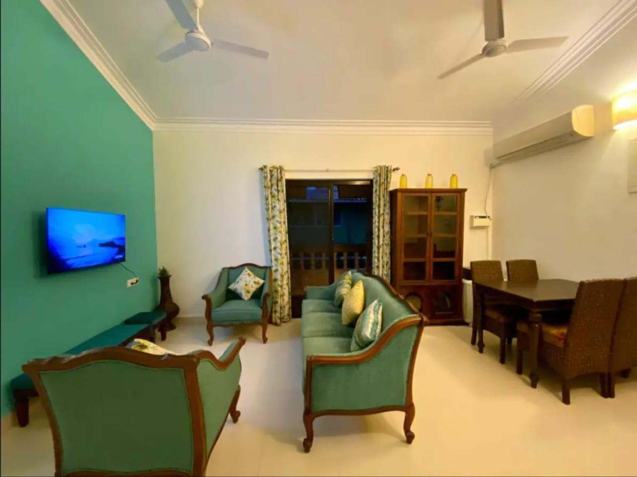 Apartment with Pool View  photo 1