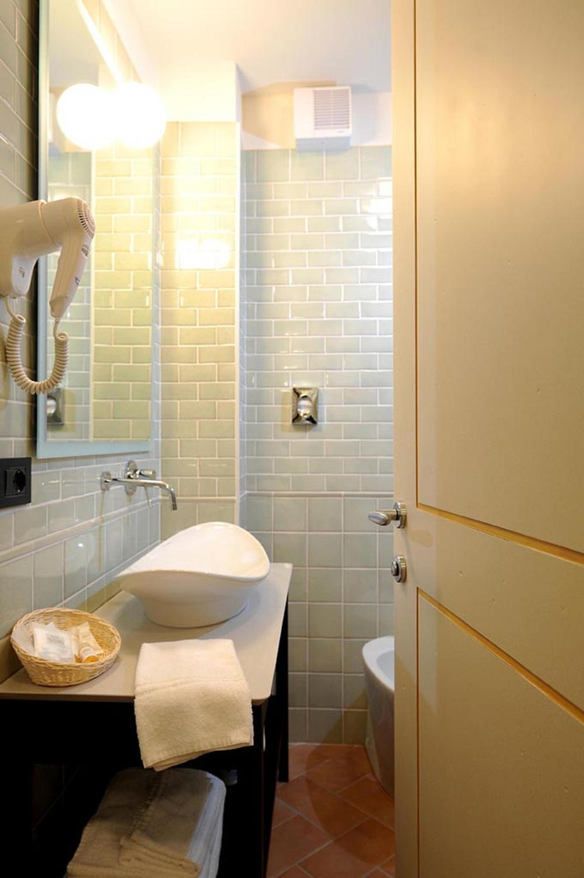 Double or Twin Room photo 3