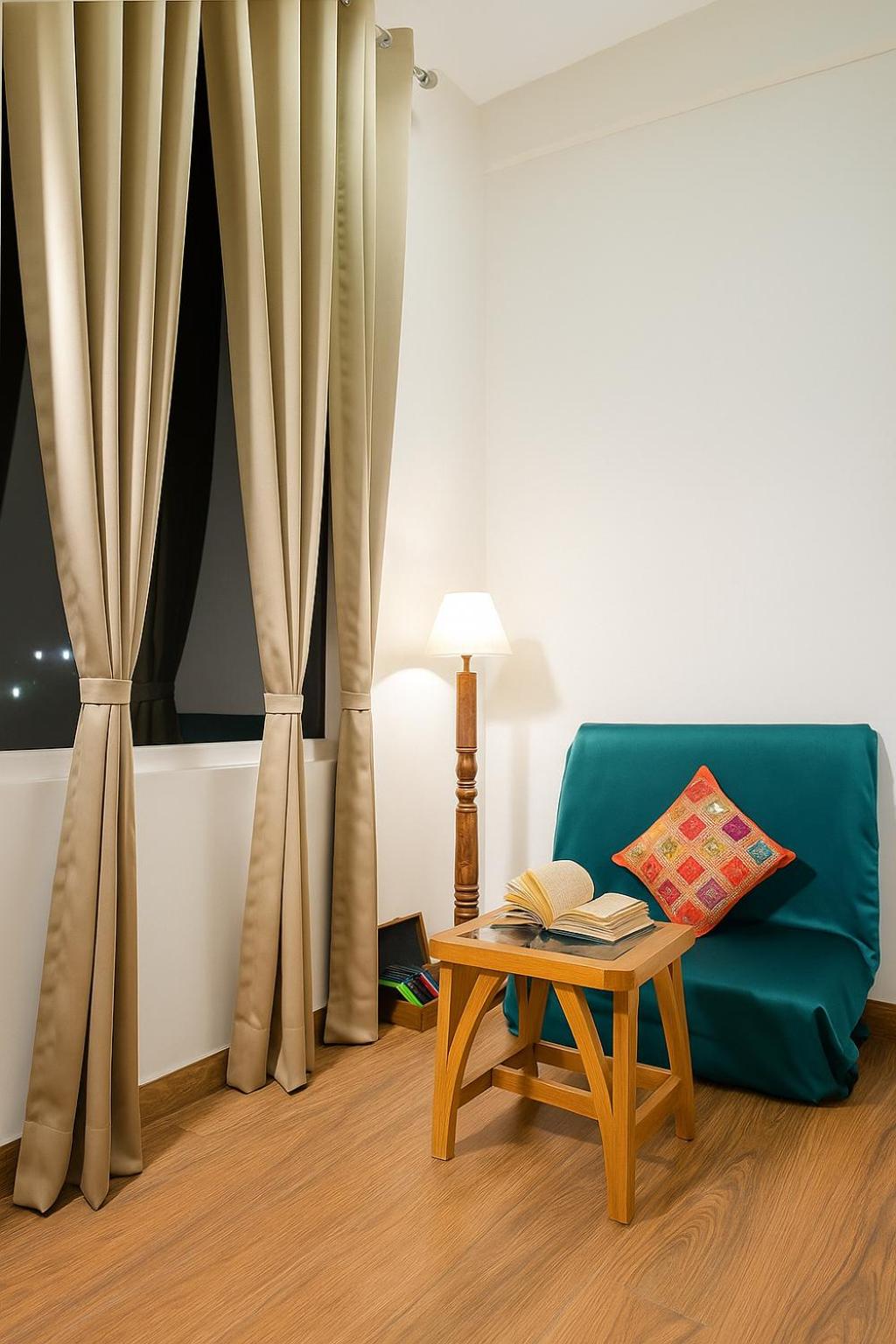 Queen Room with Balcony photo 2