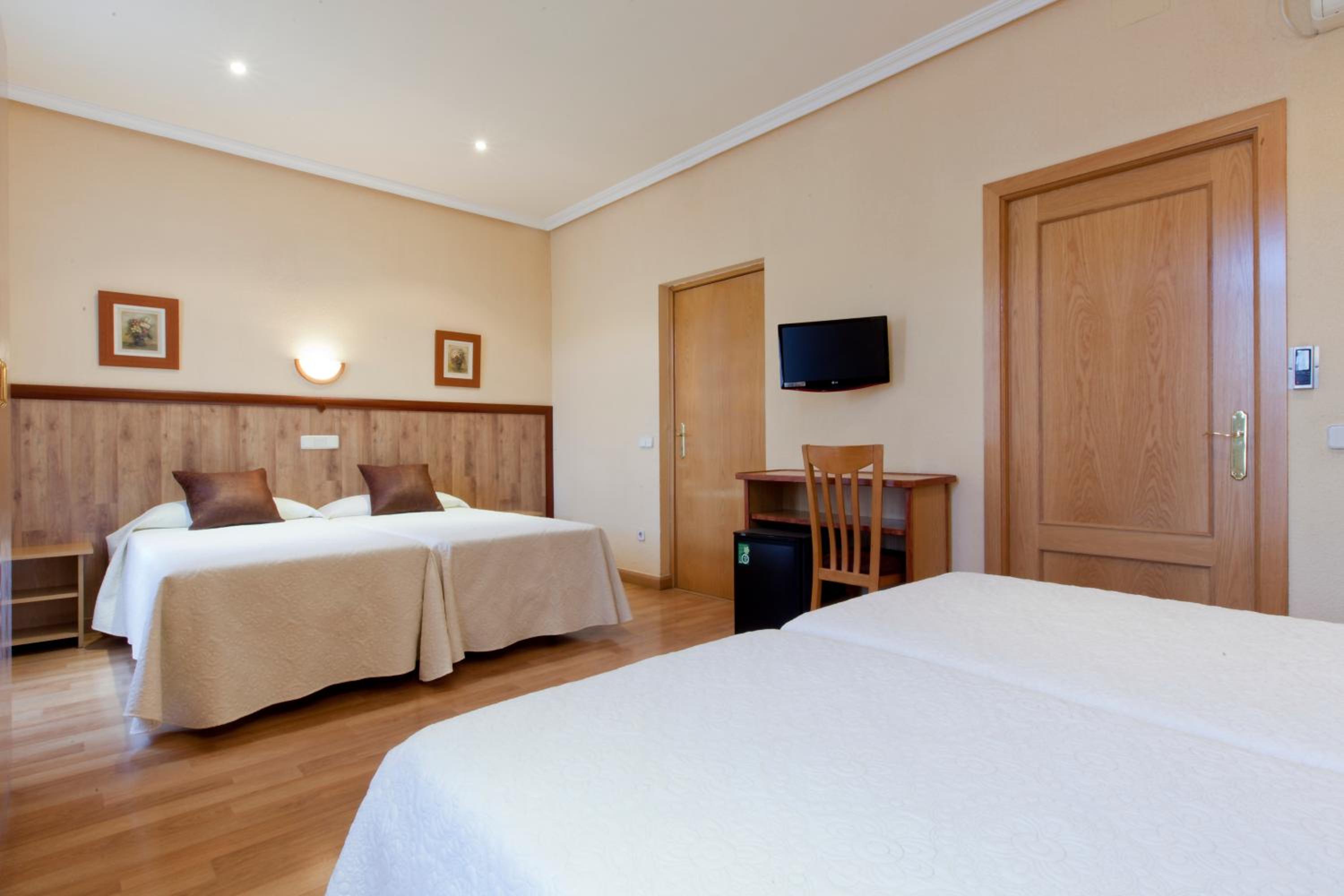 Quadruple Room photo 3