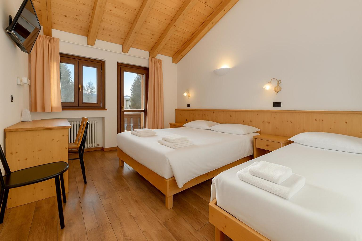 Deluxe Triple Room