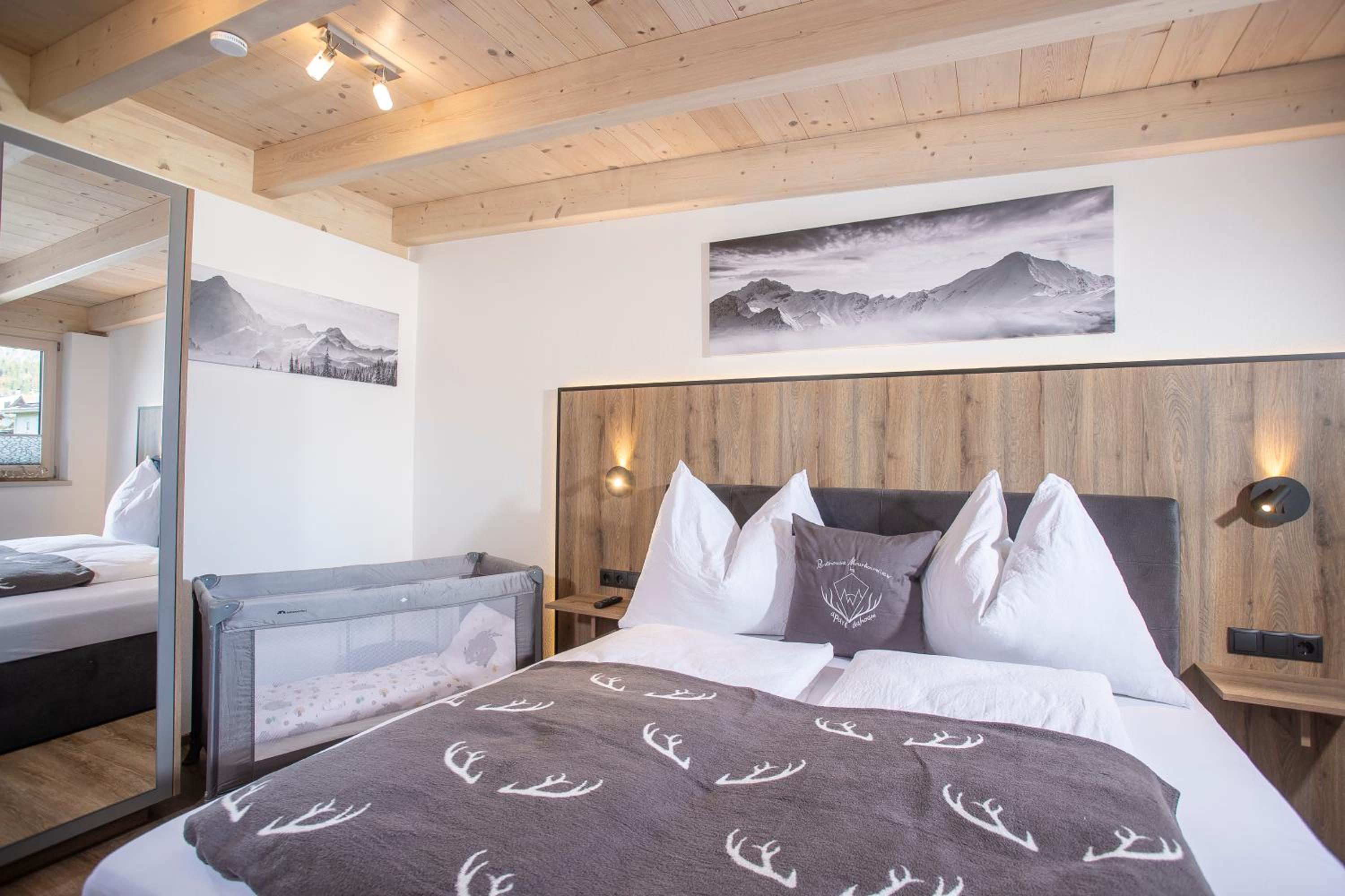 Penthouse-Apartment mit 3 Schlafzimmern und Bergblick
