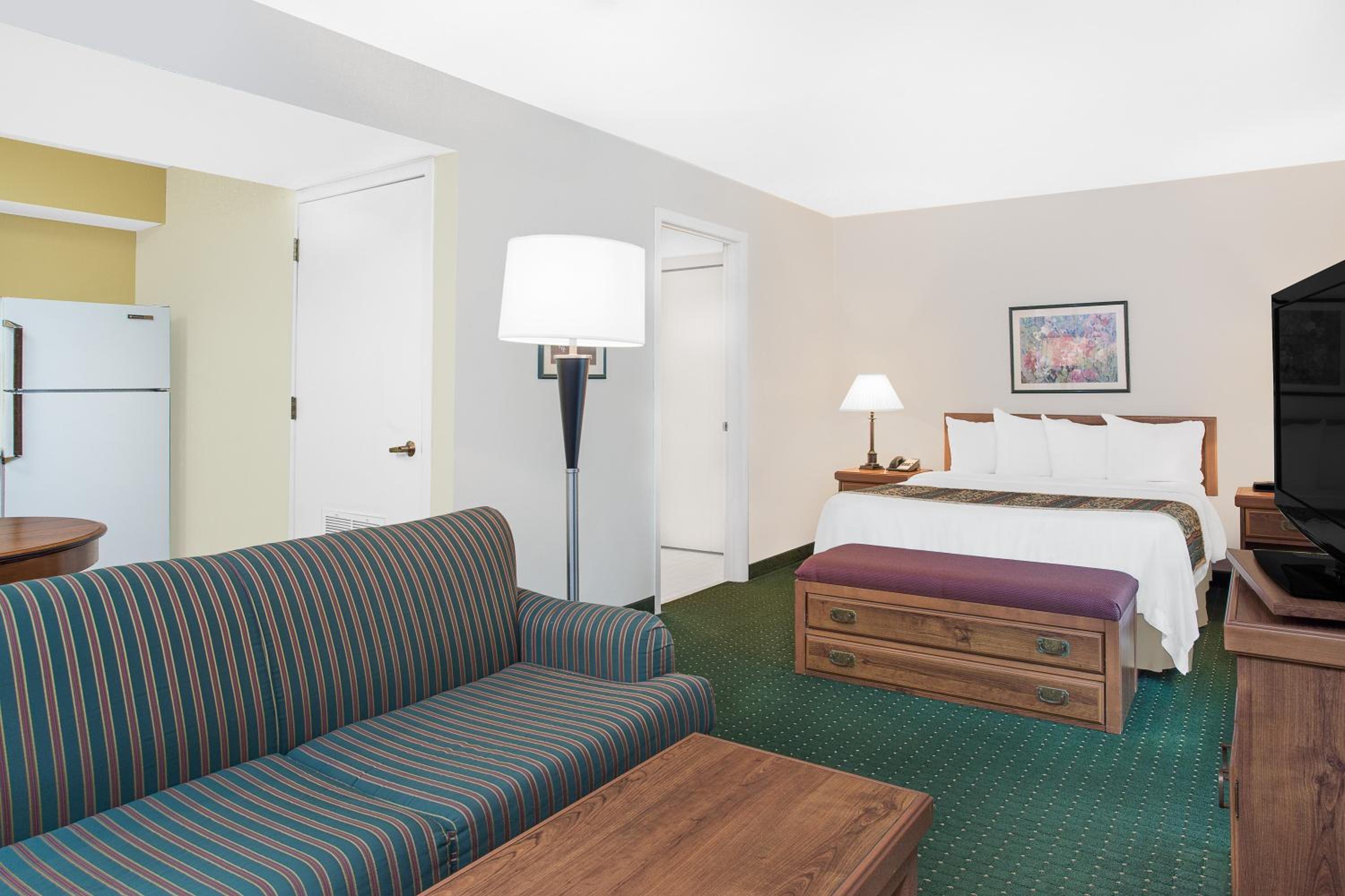 Queen Suite - Disability Access photo 1
