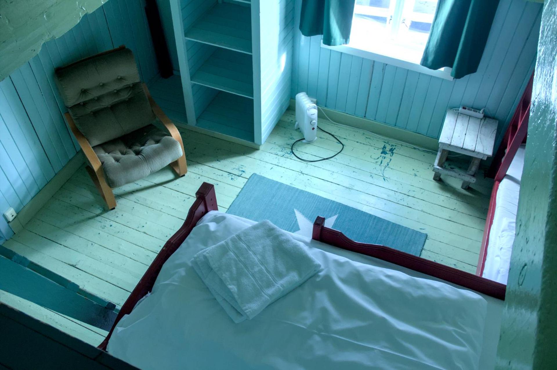 Bunk Bed in Female Dormitory Room   photo 2