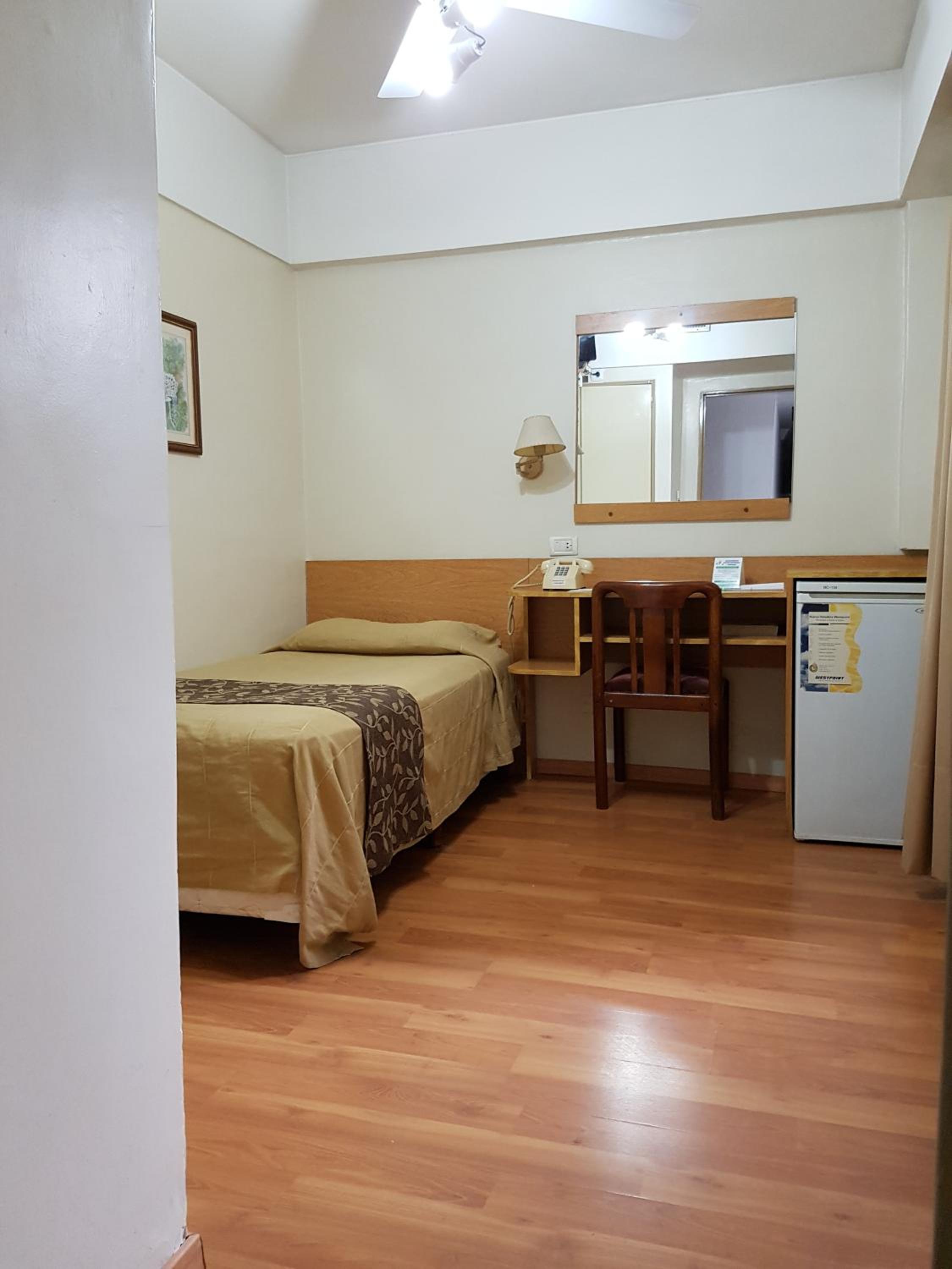 Single Room photo 2