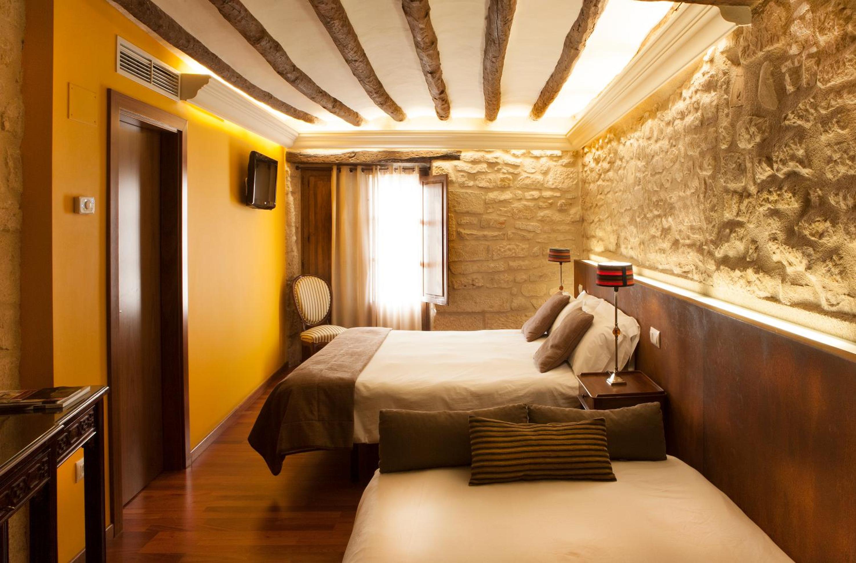 Triple Room - Photo 1