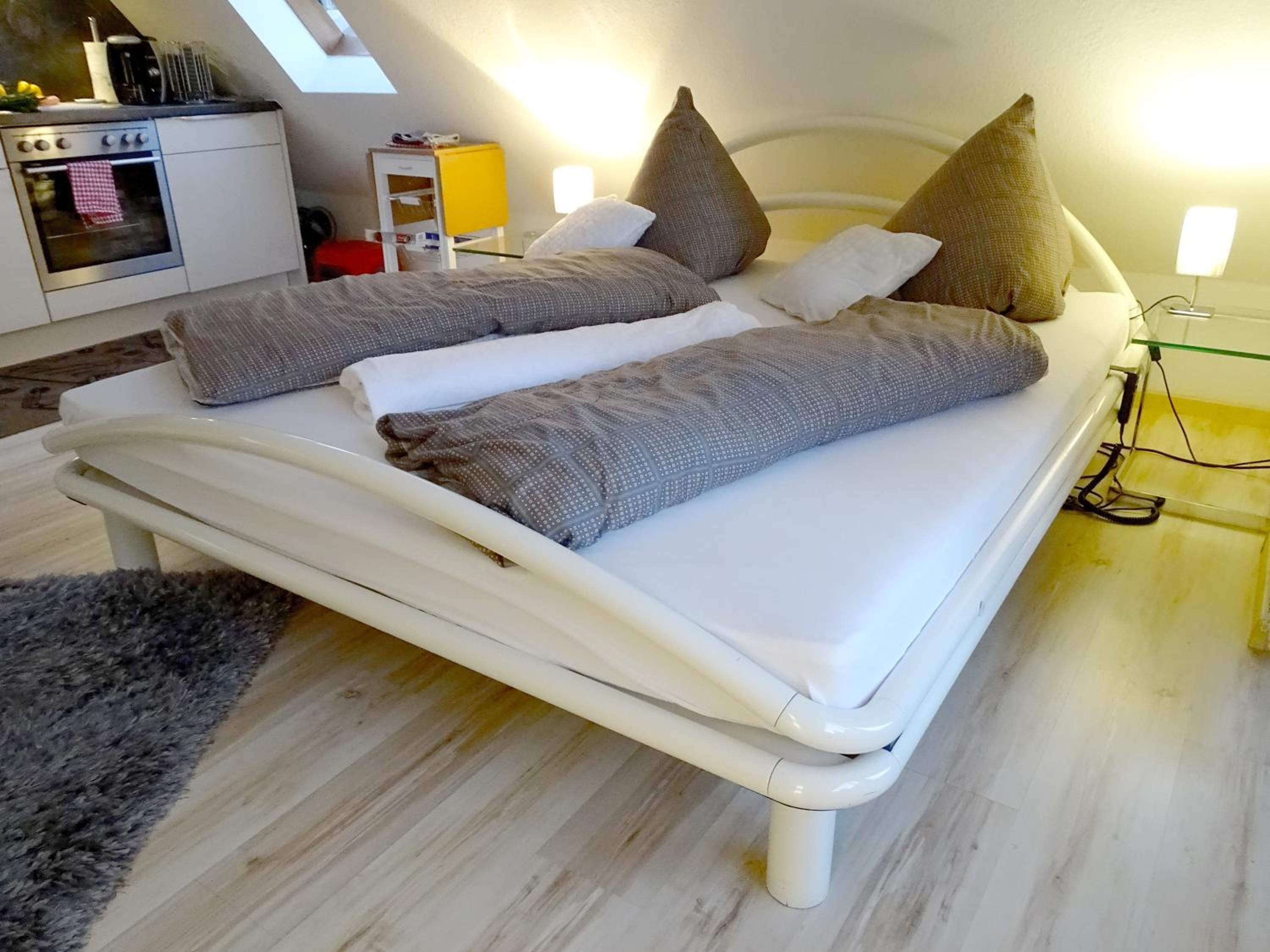 Studio Apartment - Photo 29