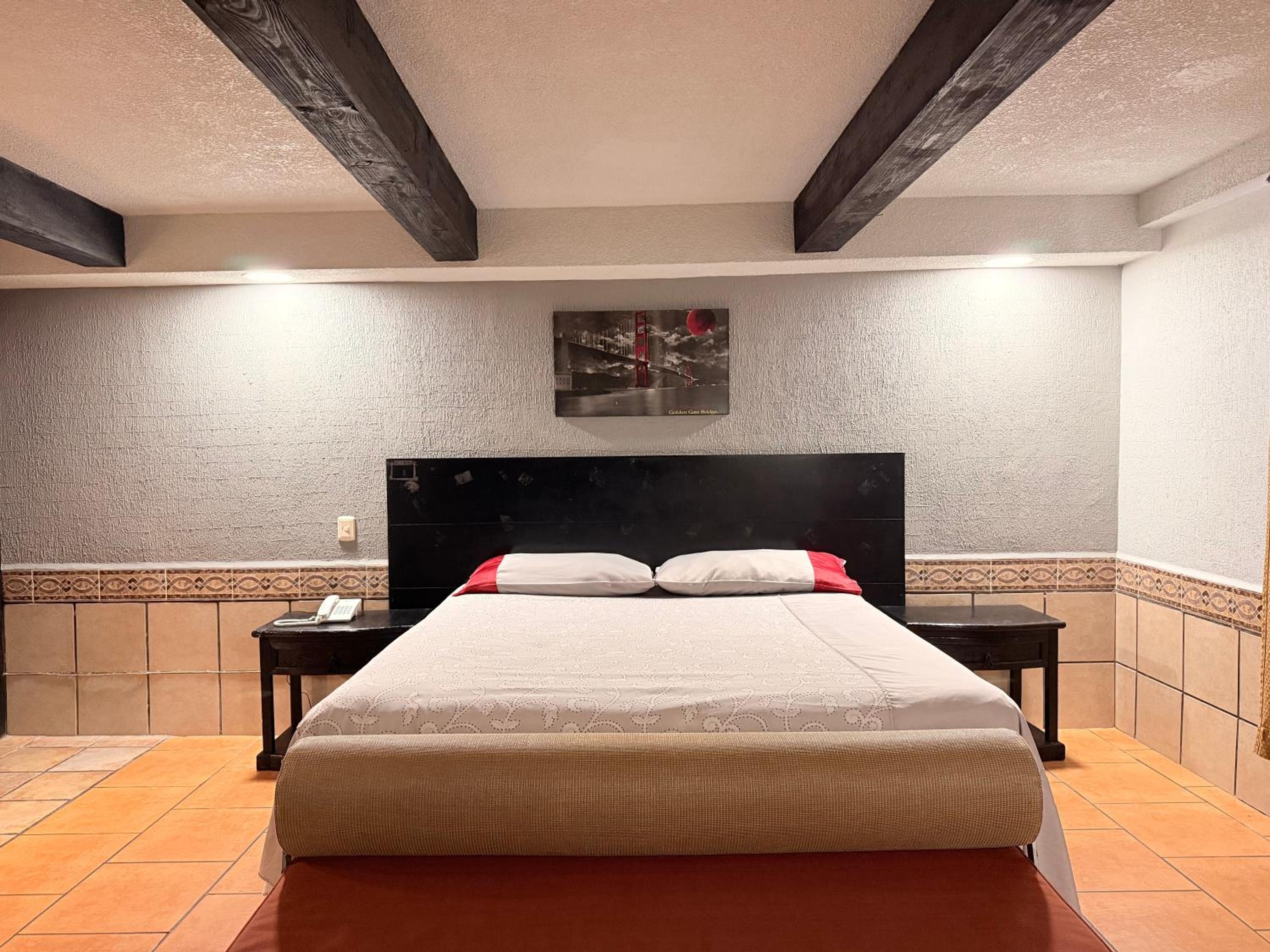 Single Room photo 2