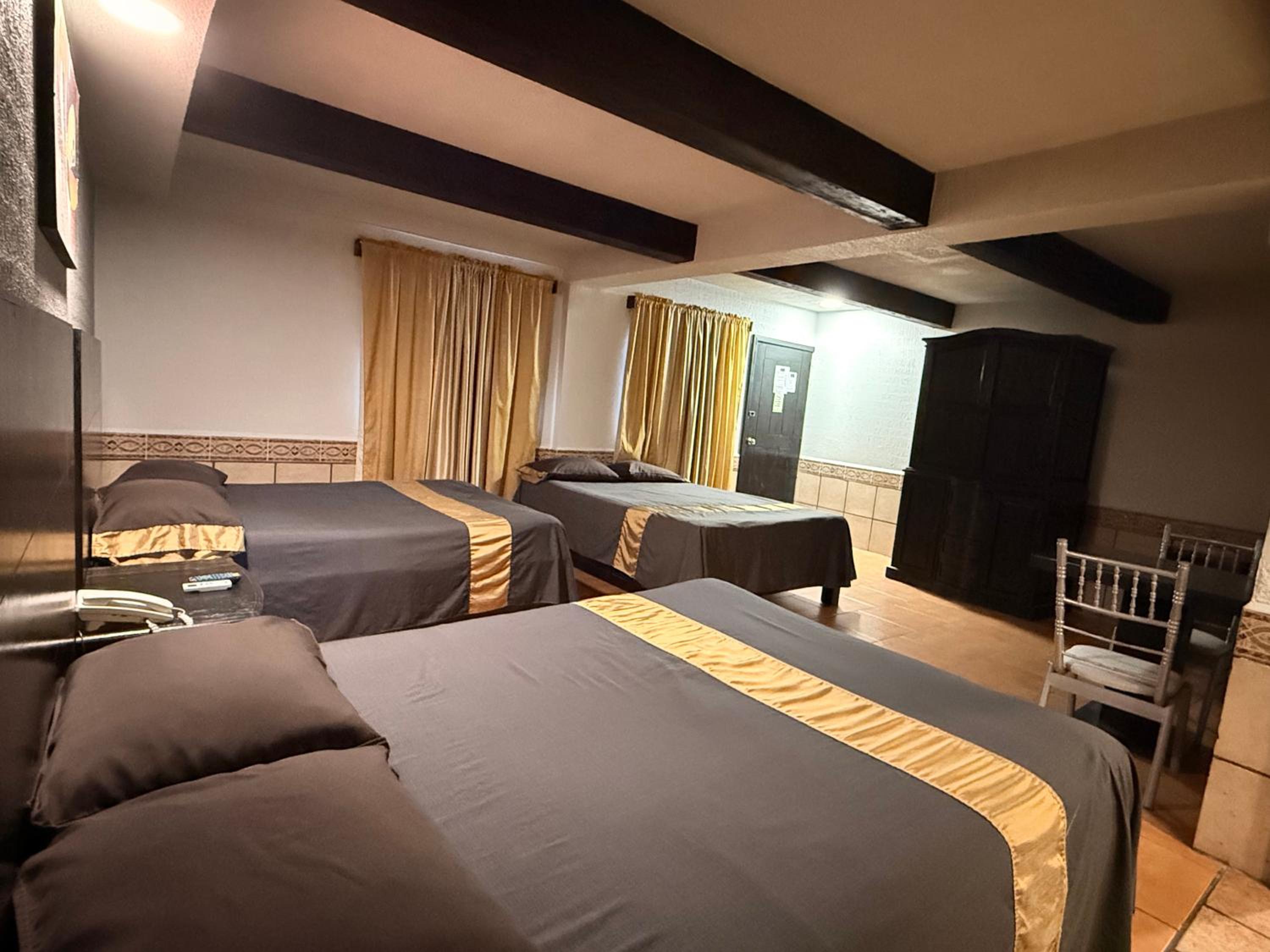 Triple Room photo 2