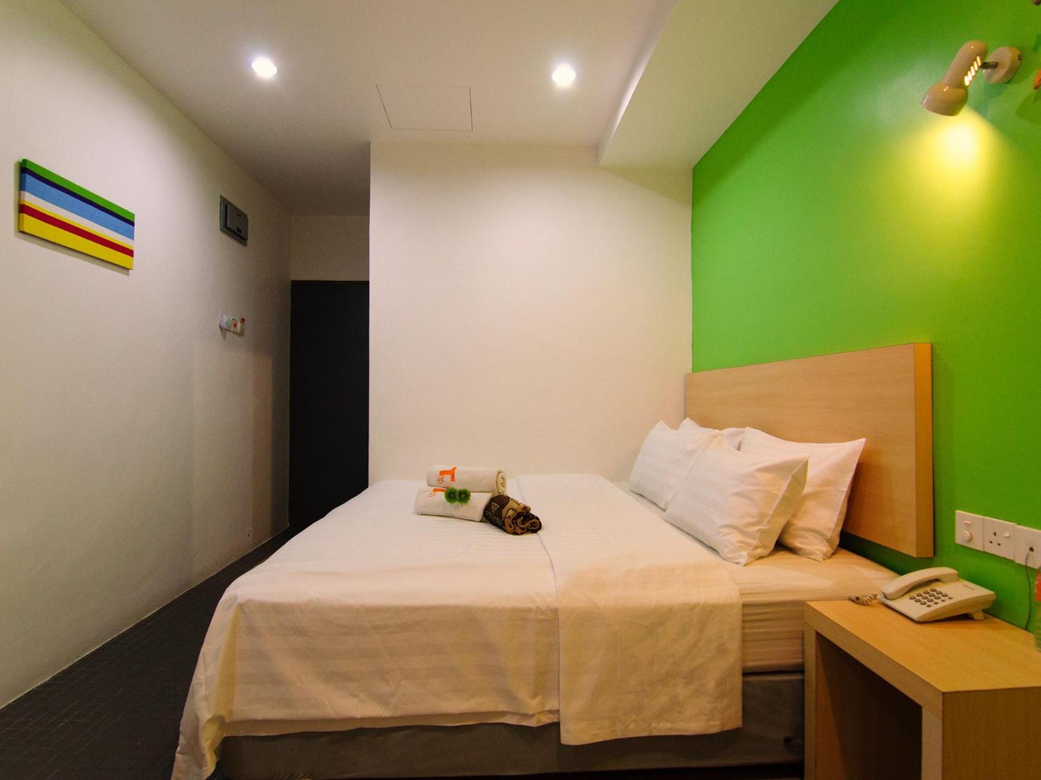 Standard Twin Room With No Window