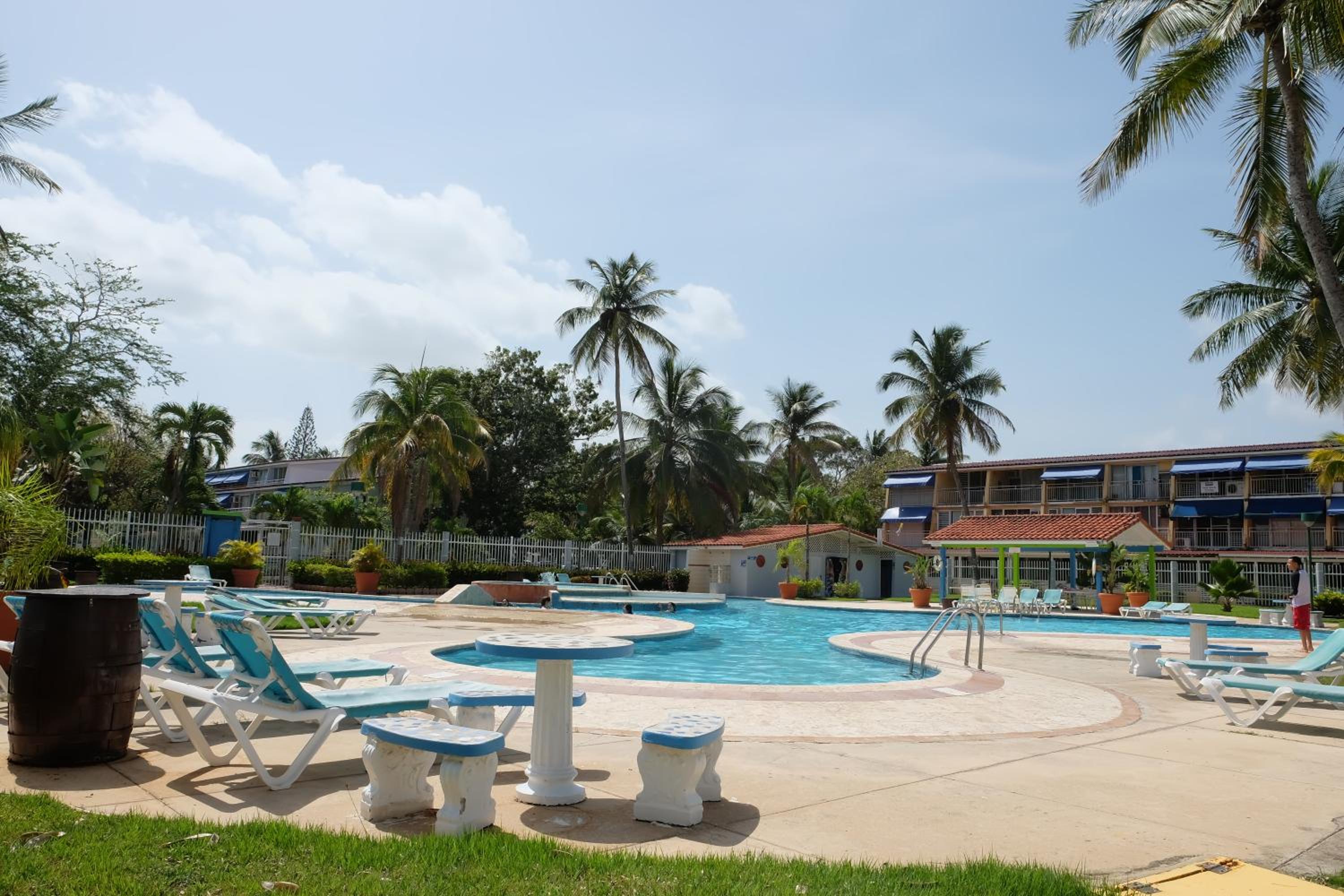 Villa - Beach Front