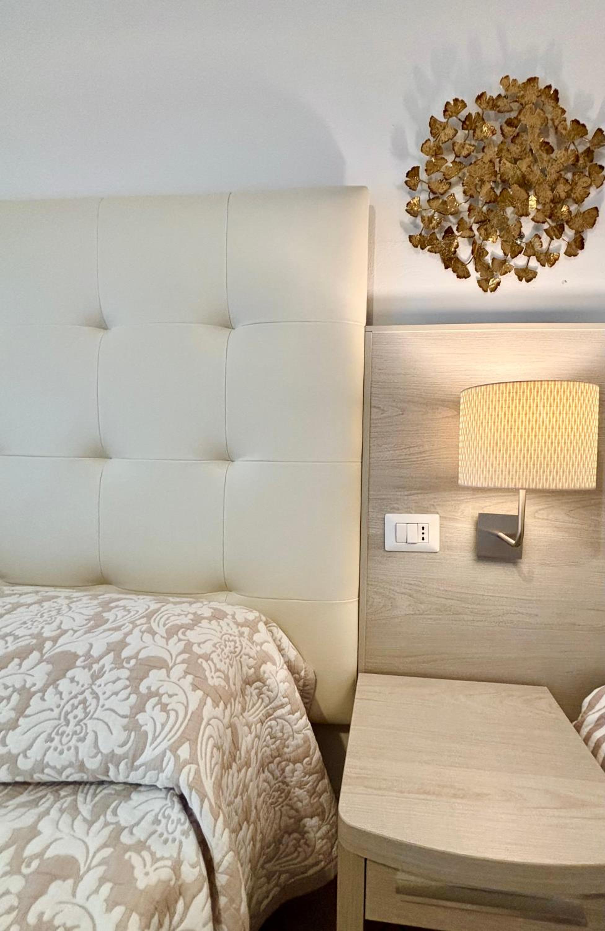 Triple Room with Balcony and Side Sea View