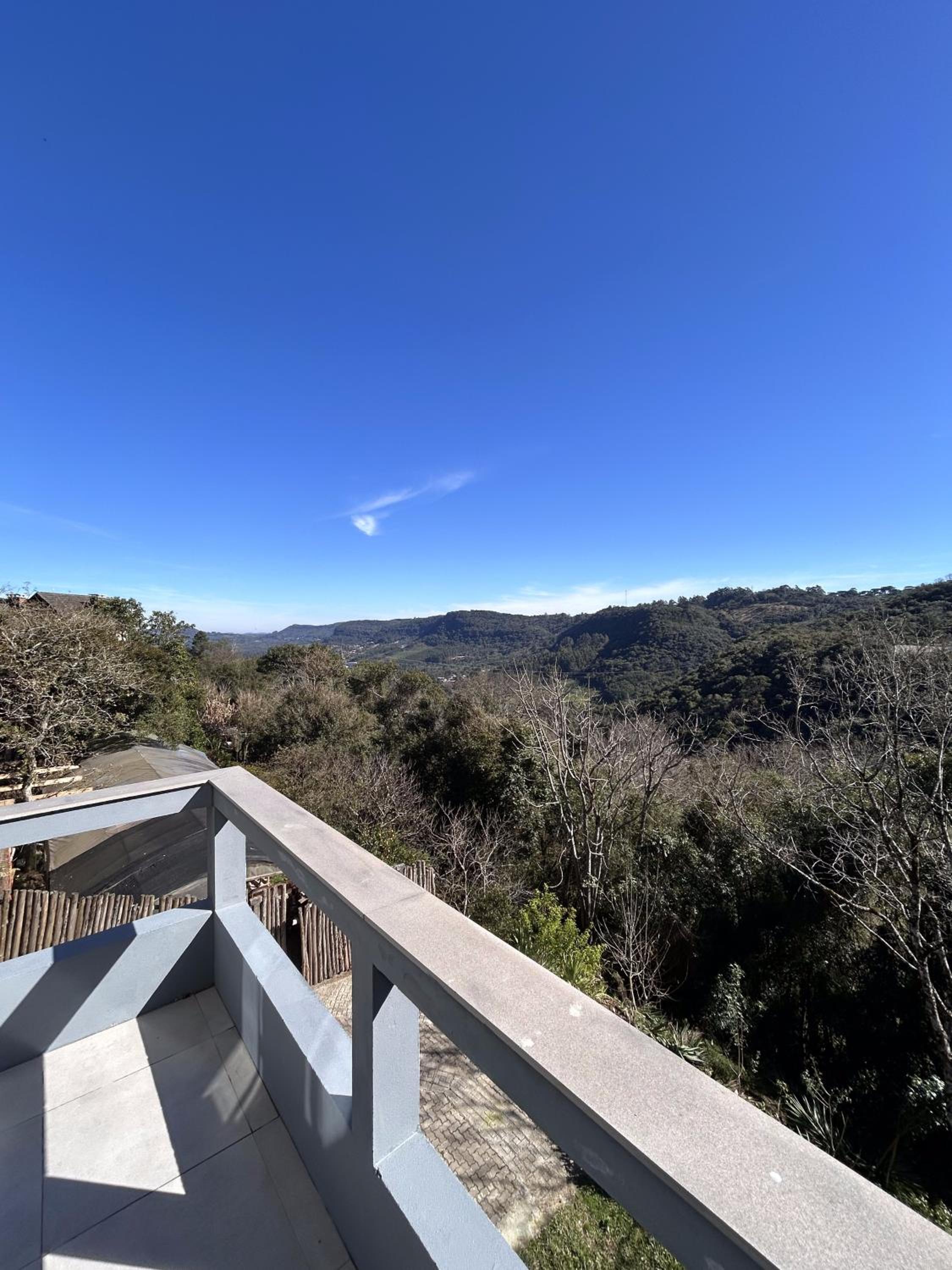 Superior One-Bedroom Apartment with Balcony