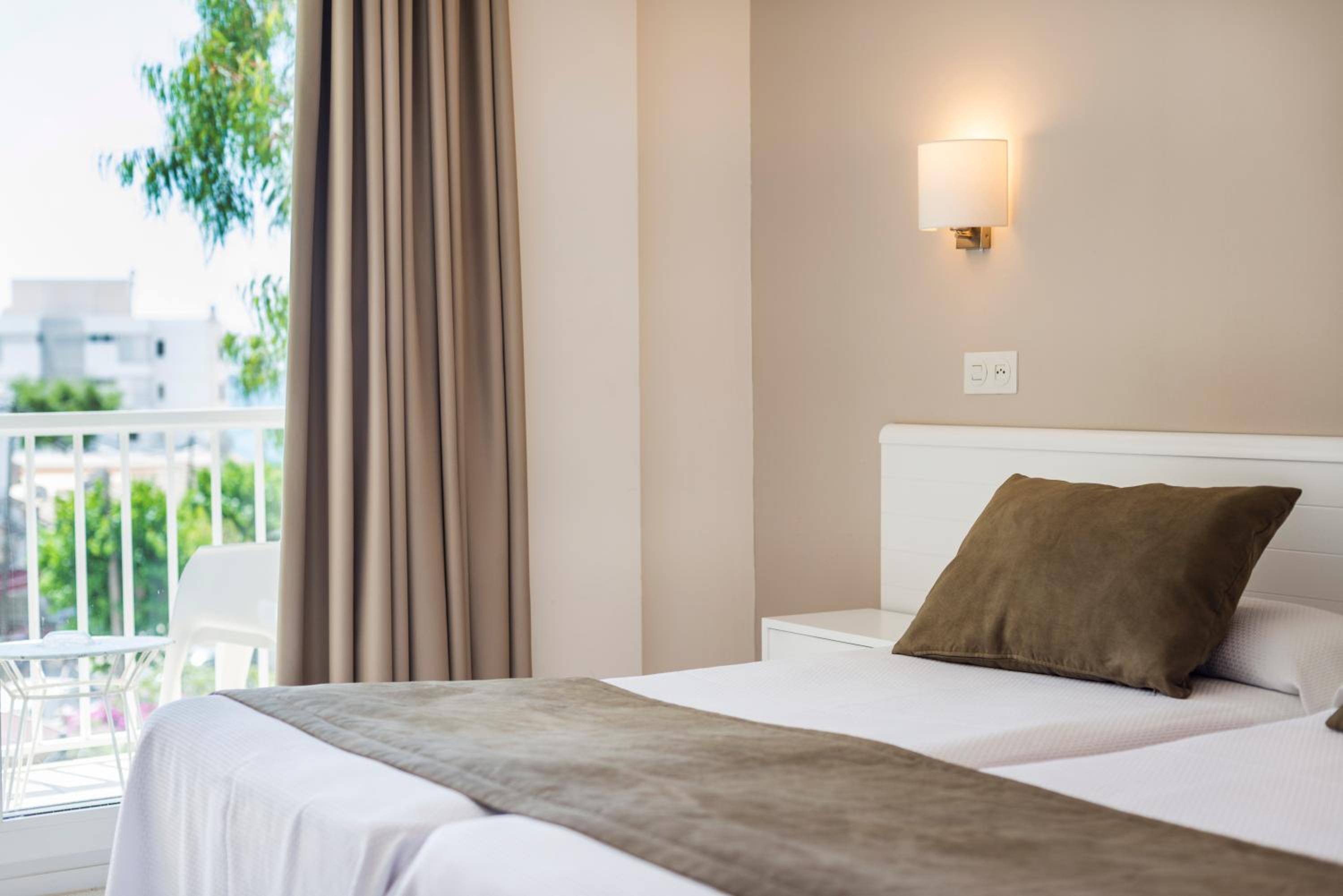 Available room