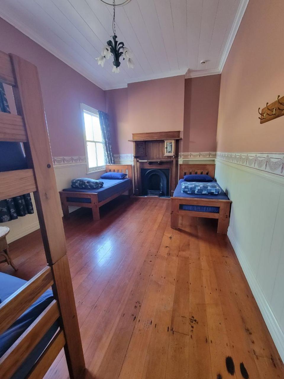 Standard Quadruple Room photo 2