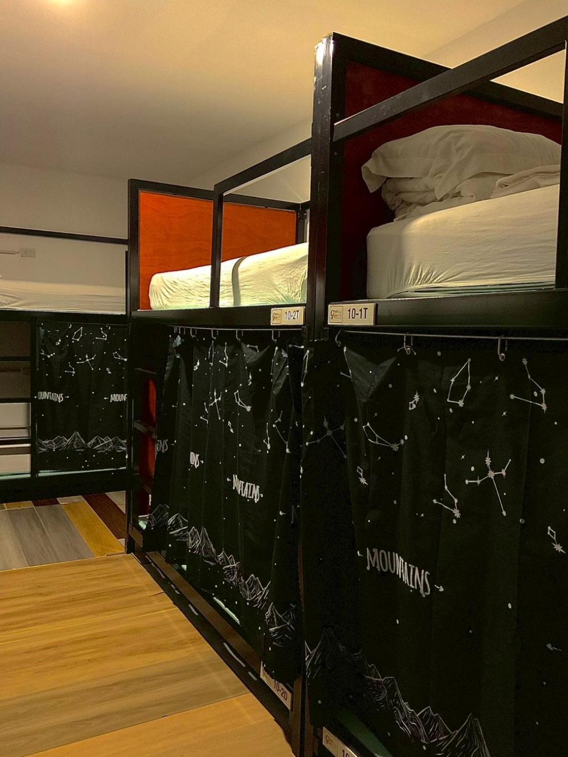 Bed in 10-Bed Mixed Dormitory Room photo 3