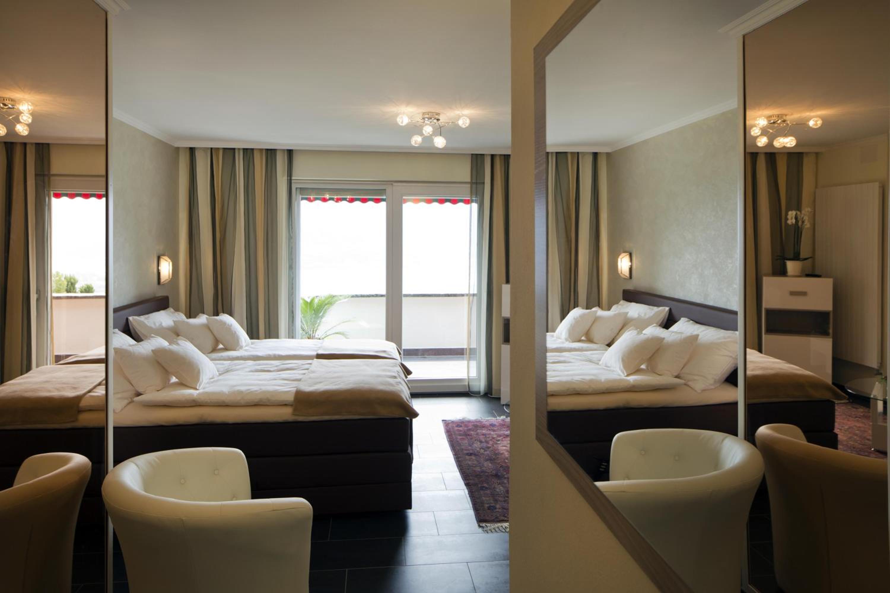 Junior Suite with Balcony