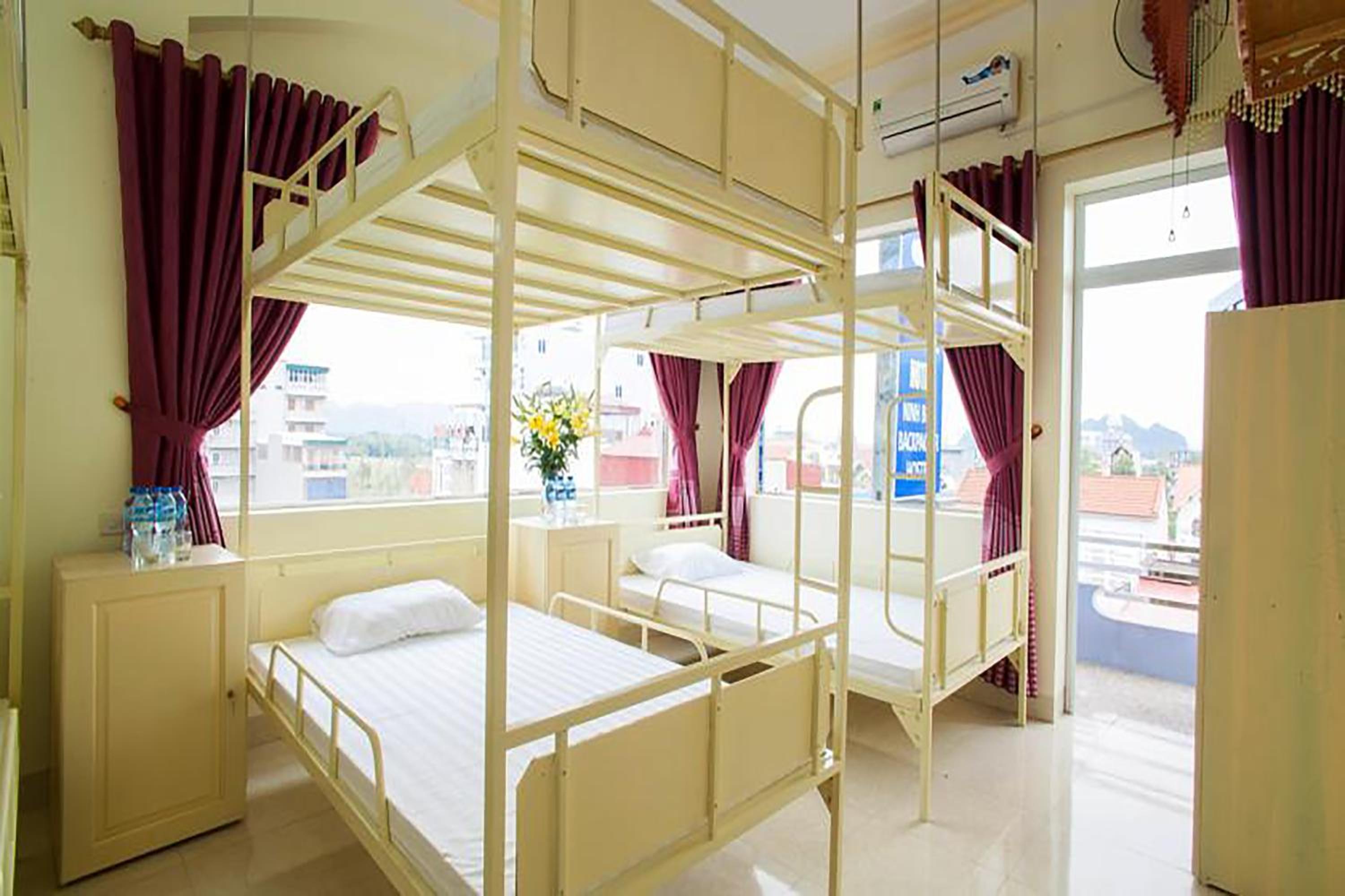 Single Bed In Mixed Dormitory Room photo 1