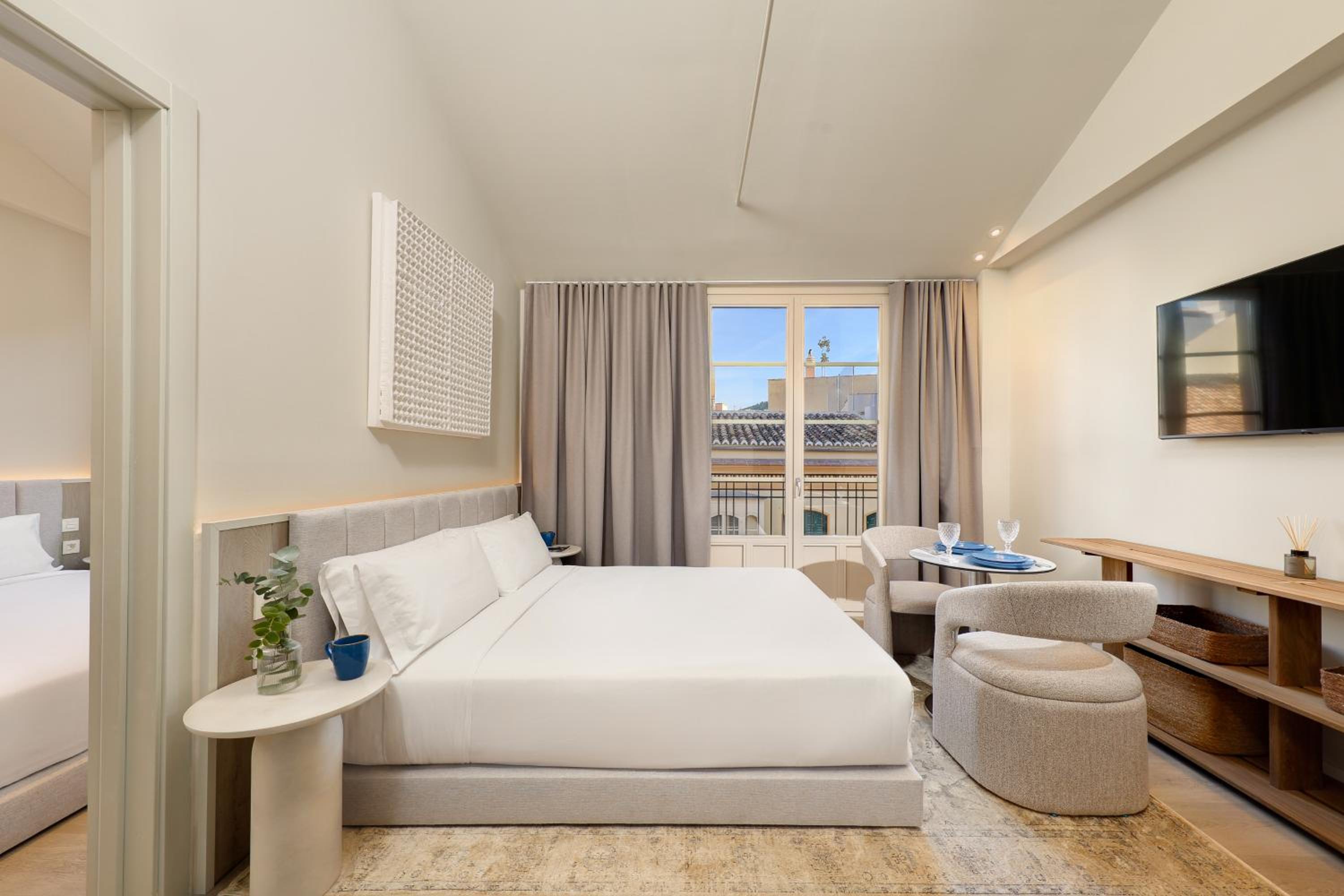 Deluxe Two Bedroom Apartment with City View