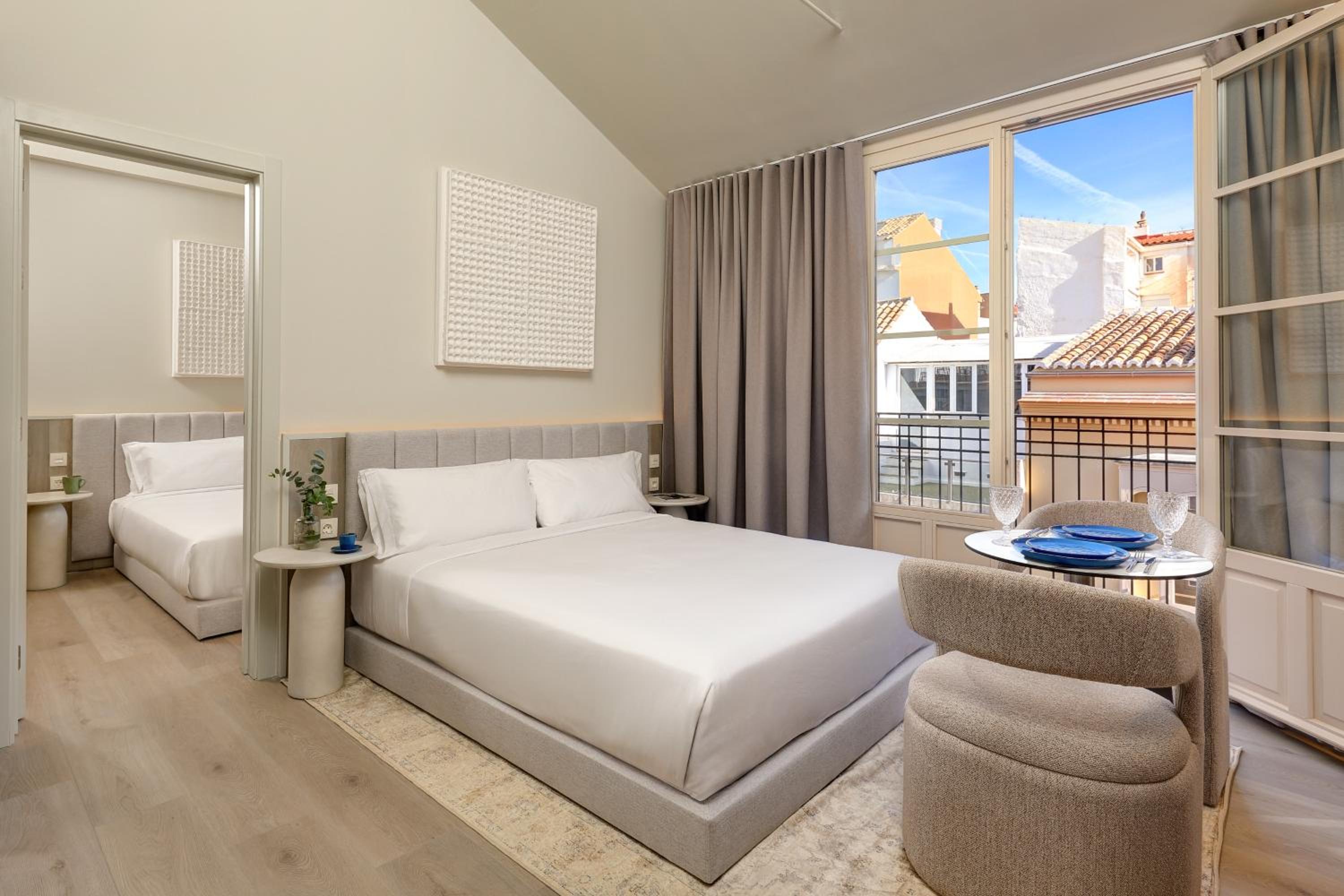Deluxe Two Bedroom Apartment with City View