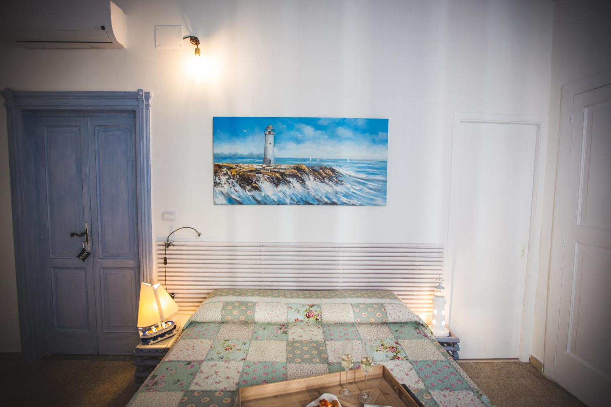 Double Room with Sea View - Photo 2