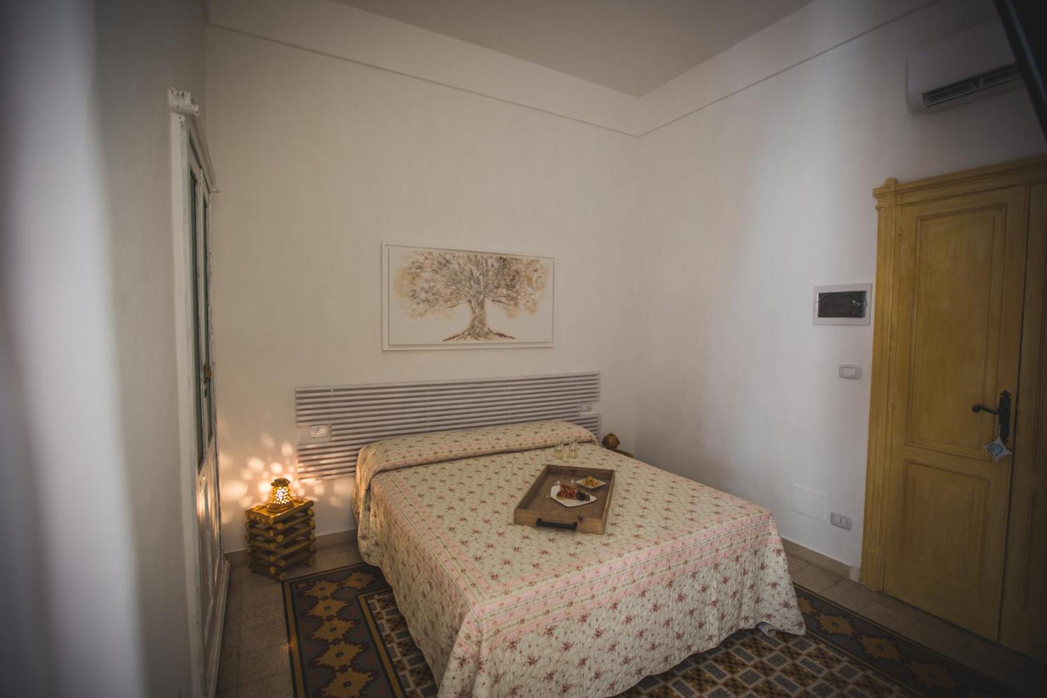 Double Room with Sea View - Photo 1