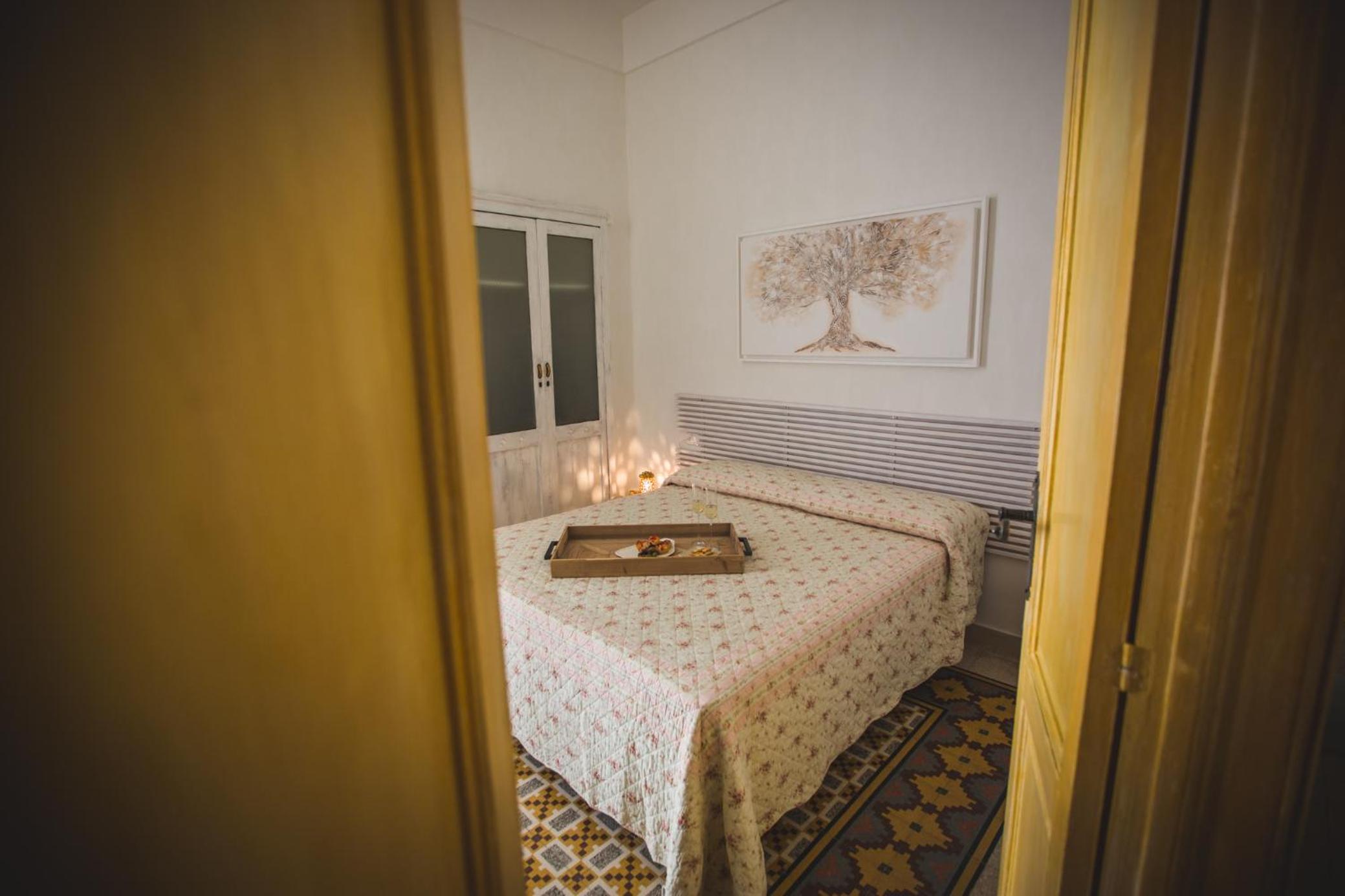 Double Room with Sea View - Photo 5