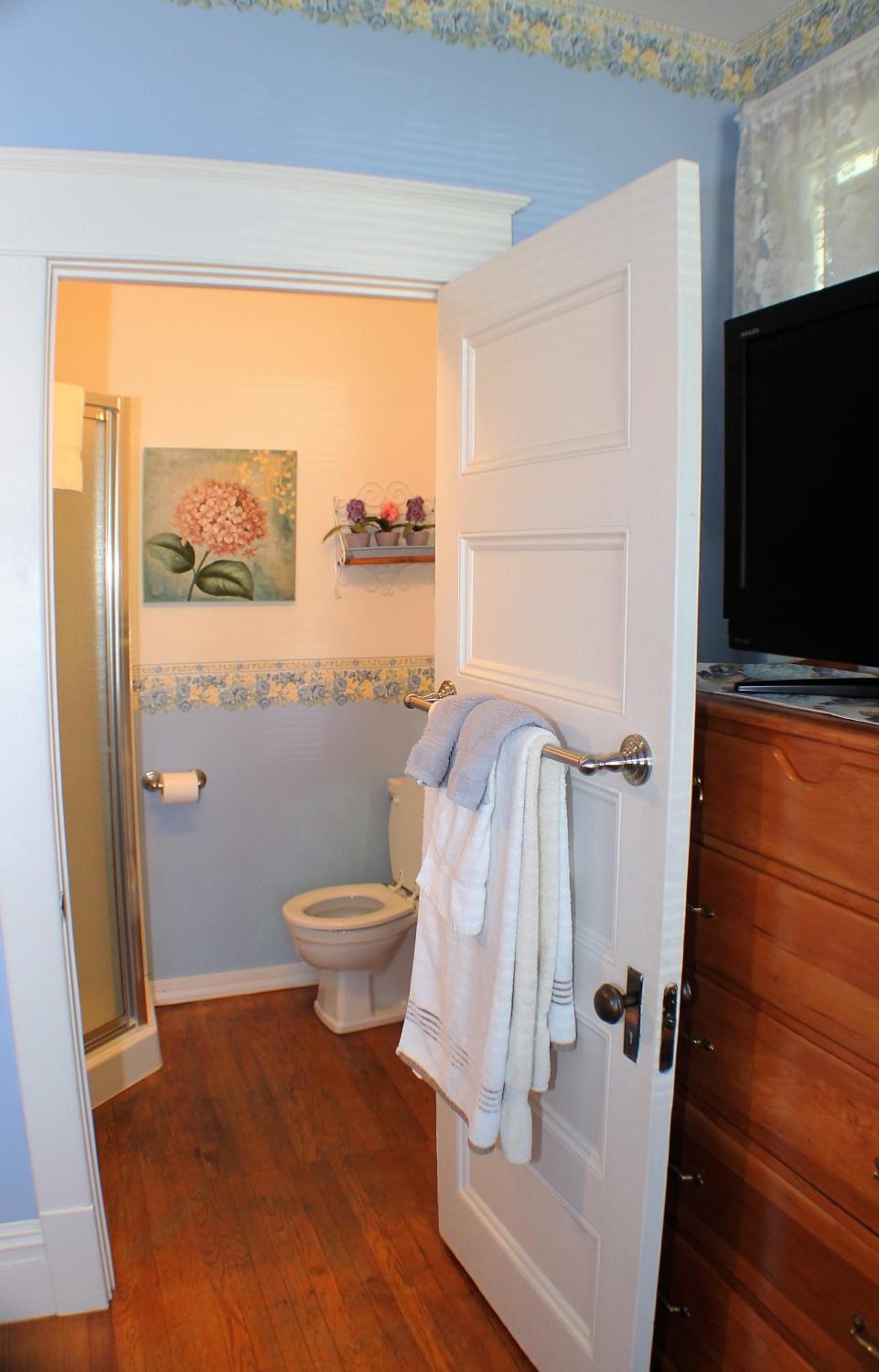 Double Room with Private Bathroom photo 3