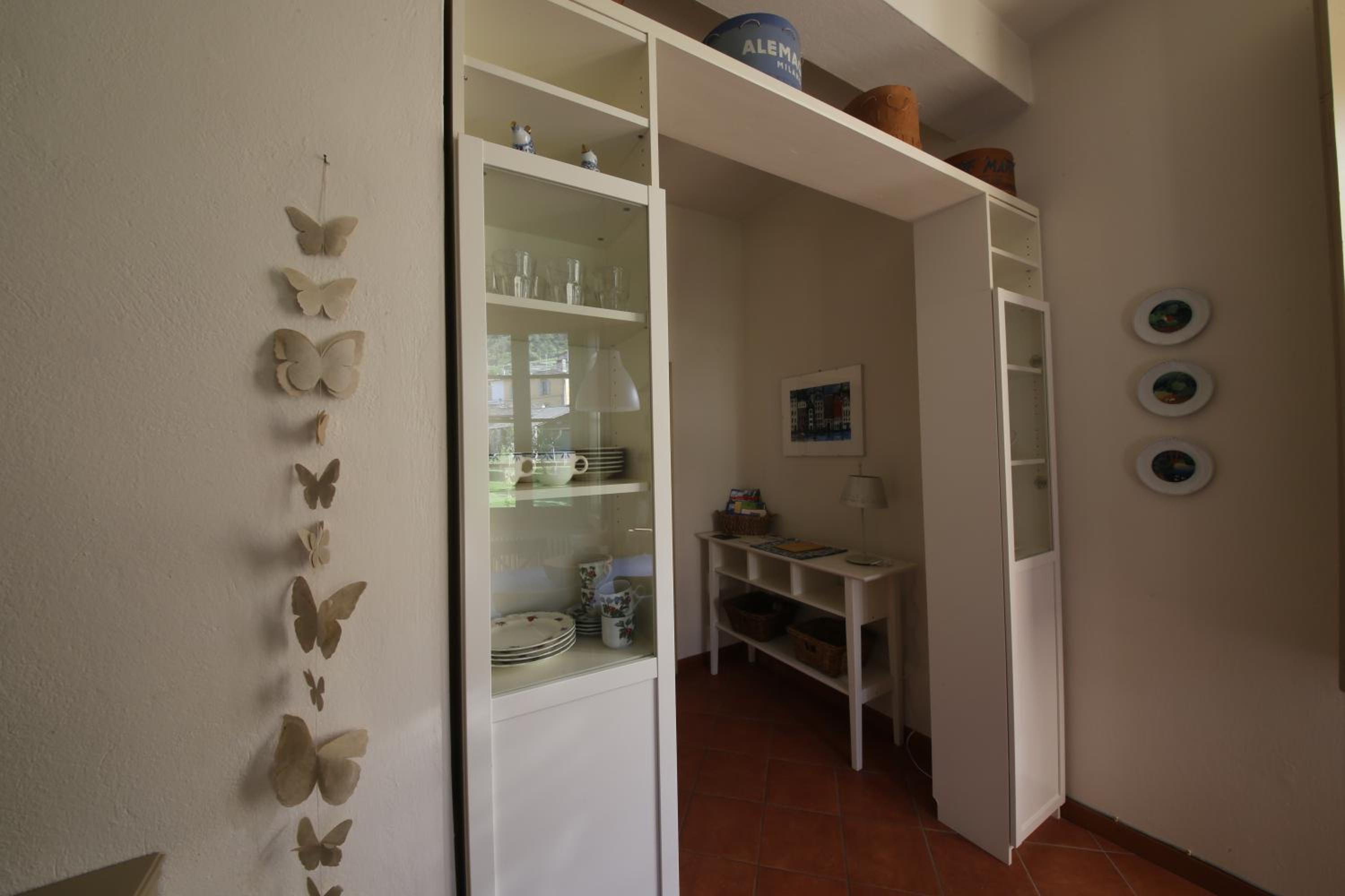 One-Bedroom Apartment with Mountain View photo 3
