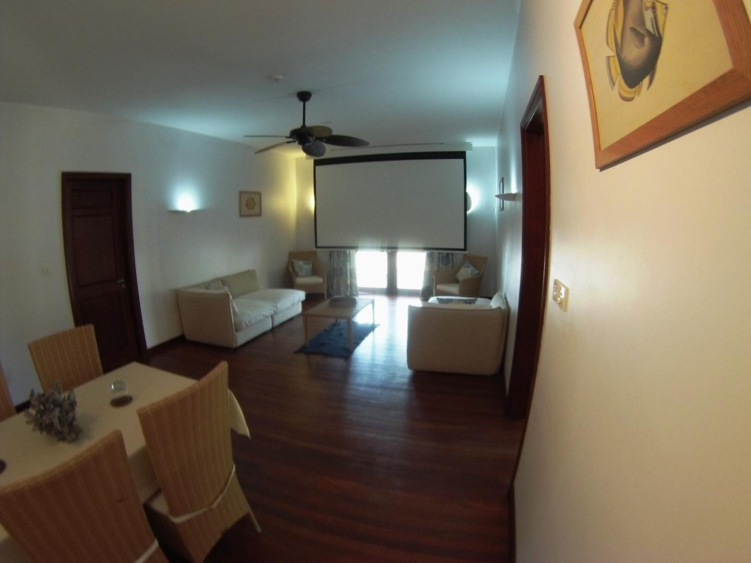King Suite with Sofa Bed photo 2